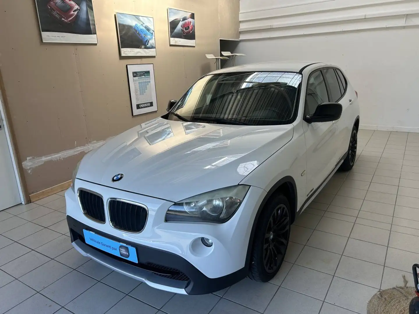 BMW X1 sDRIVE BUSINESS Blanc - 1
