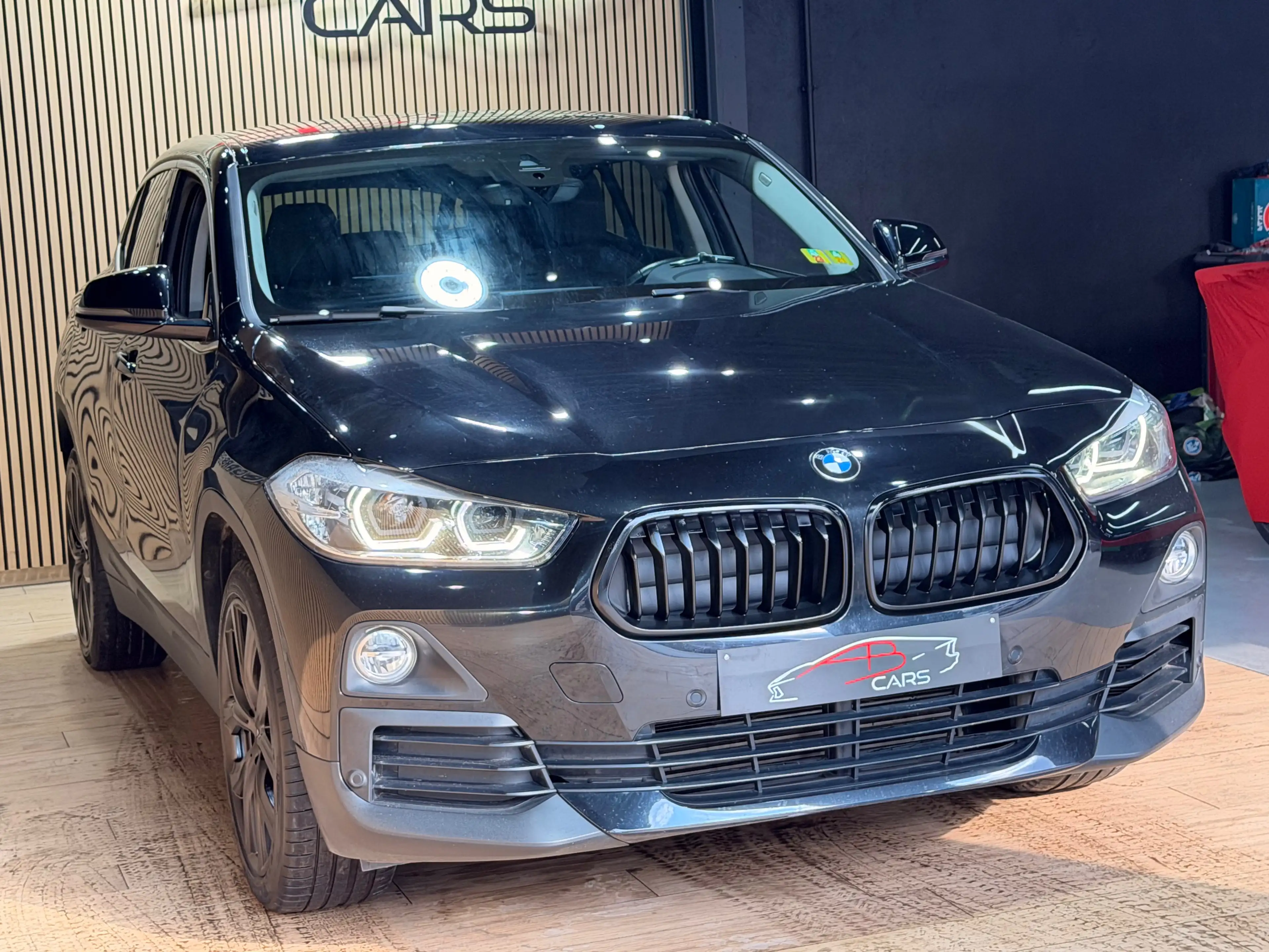 BMW X2 1.5i sDrive18 * SPORT * GARANTIE 12 MOIS * 1ER PROP * — photo 4