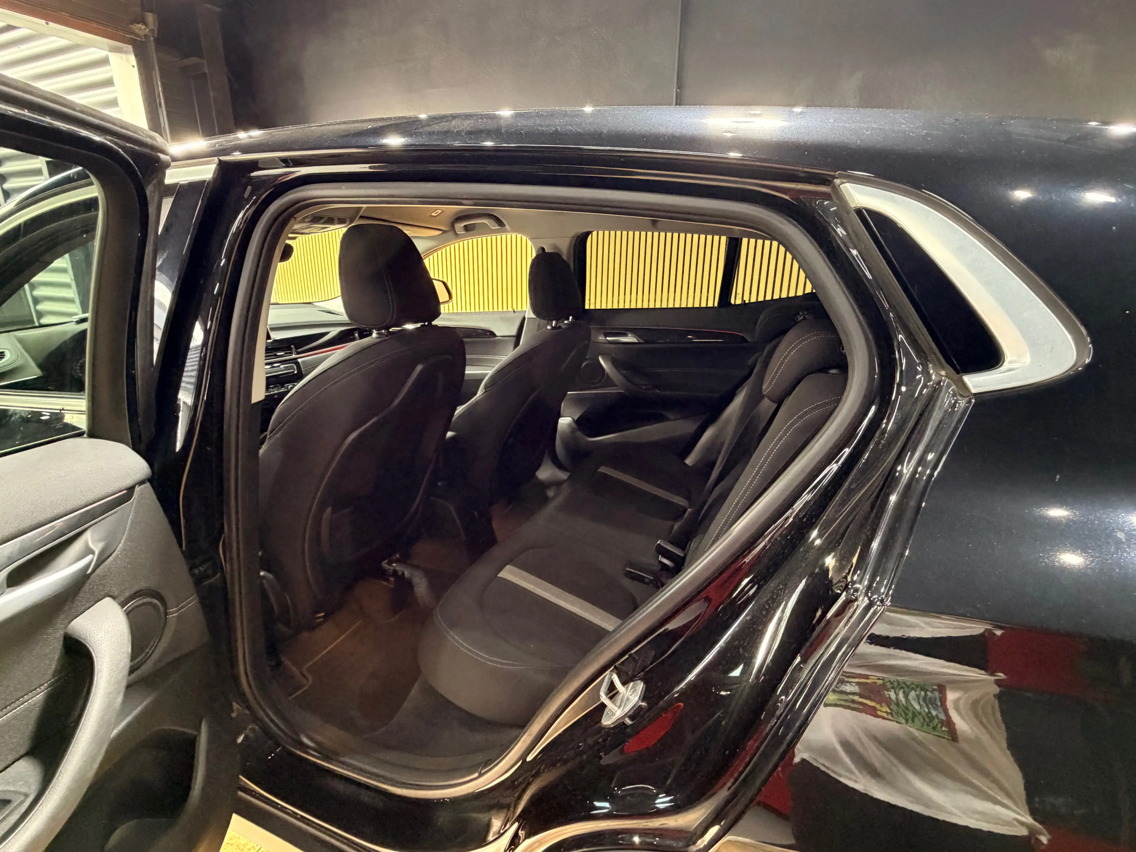 BMW X2 1.5i sDrive18 * SPORT * GARANTIE 12 MOIS * 1ER PROP * — photo 12