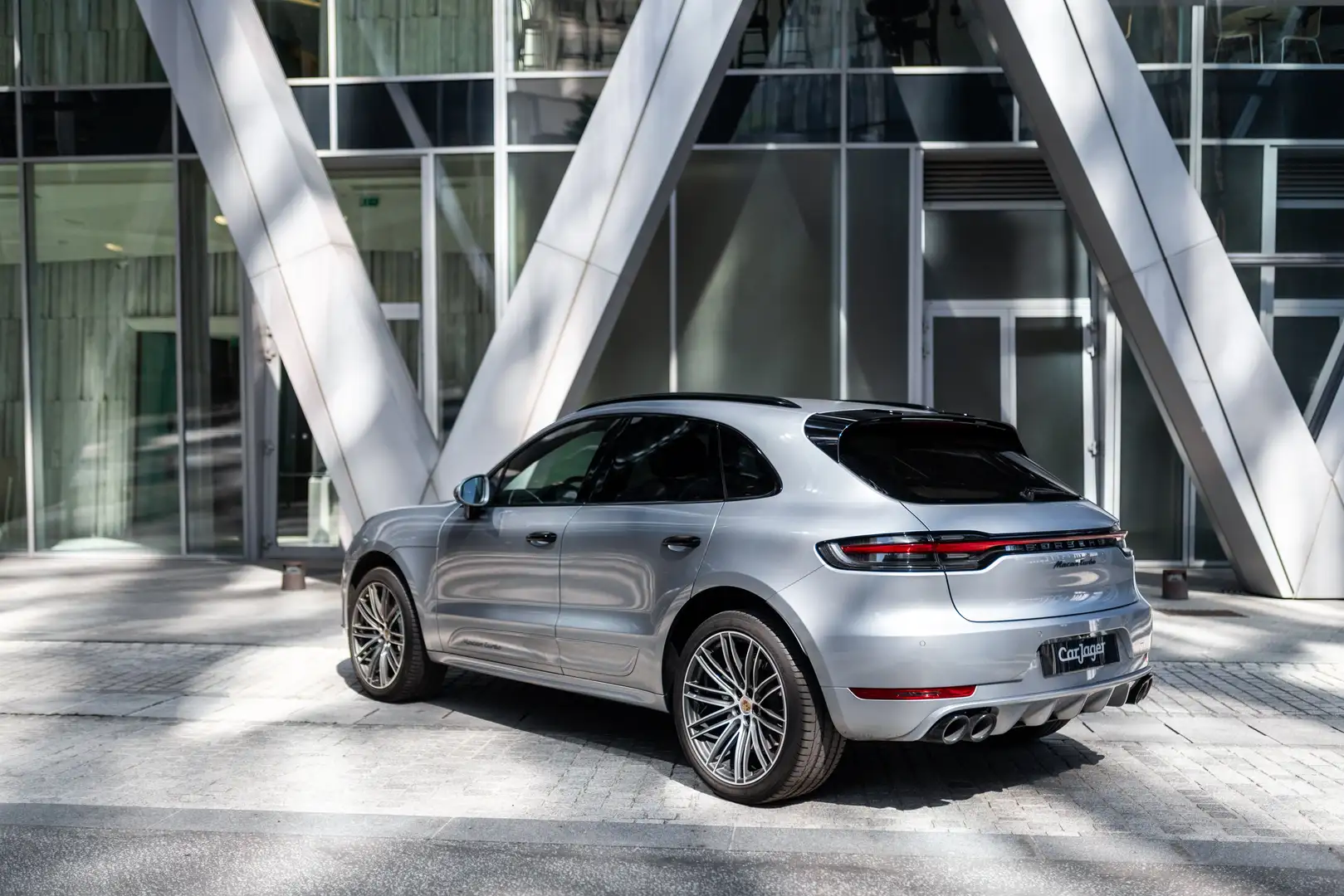 Porsche Macan Turbo 3.0 440 ch PDK Gris - 1