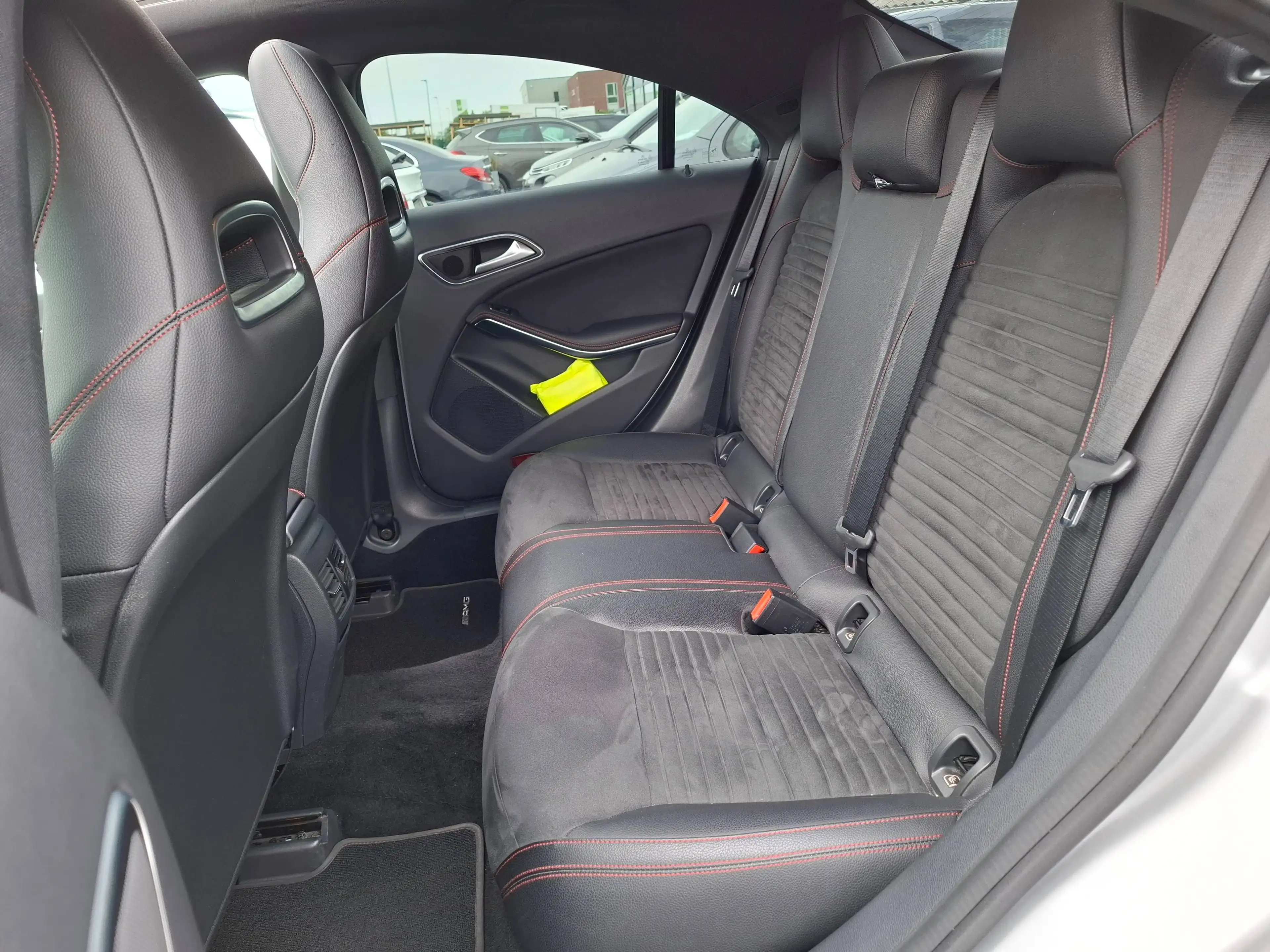 Mercedes-Benz CLA 200 CLA 200 d — photo 11