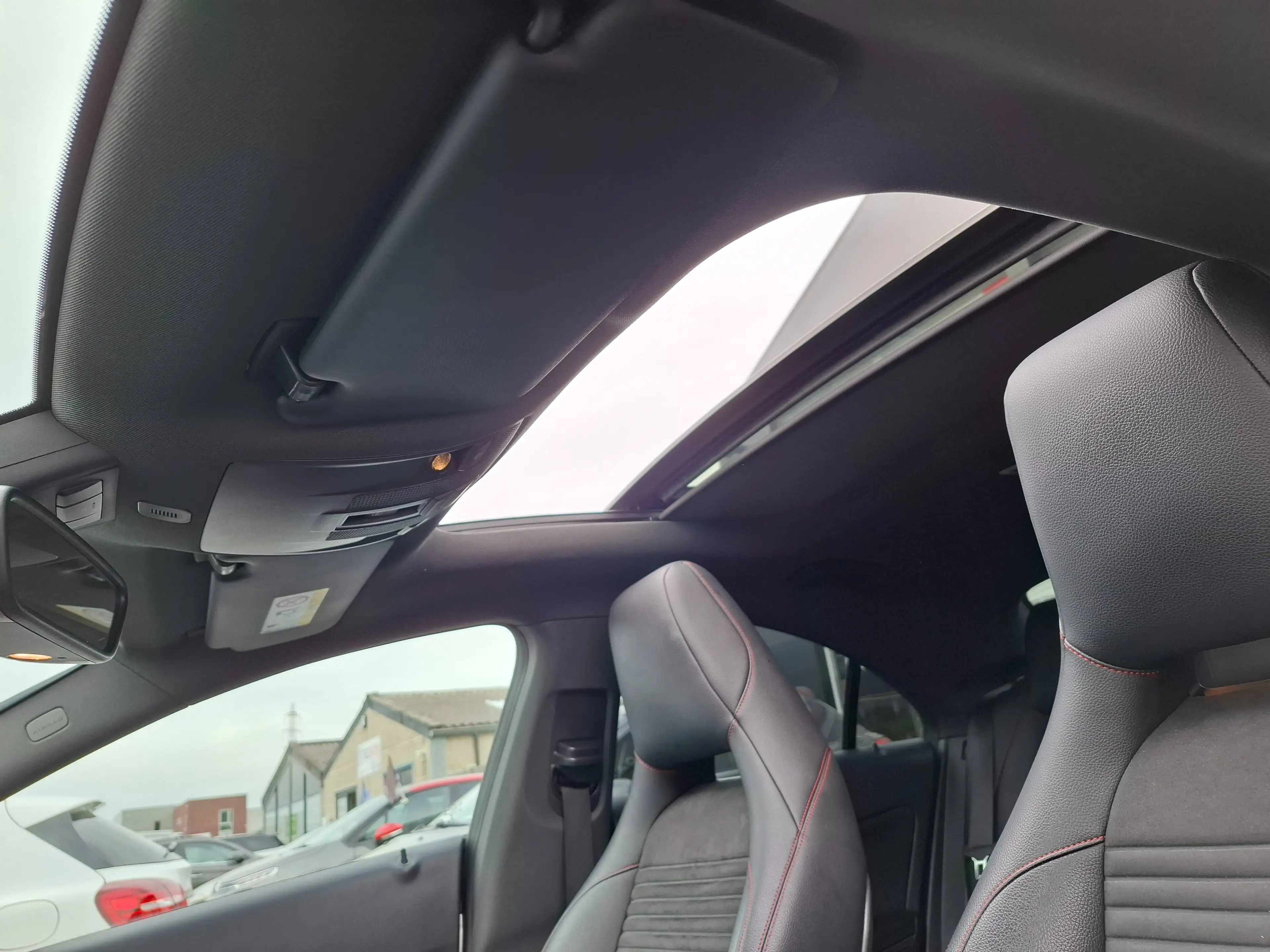 Mercedes-Benz CLA 200 CLA 200 d — photo 10