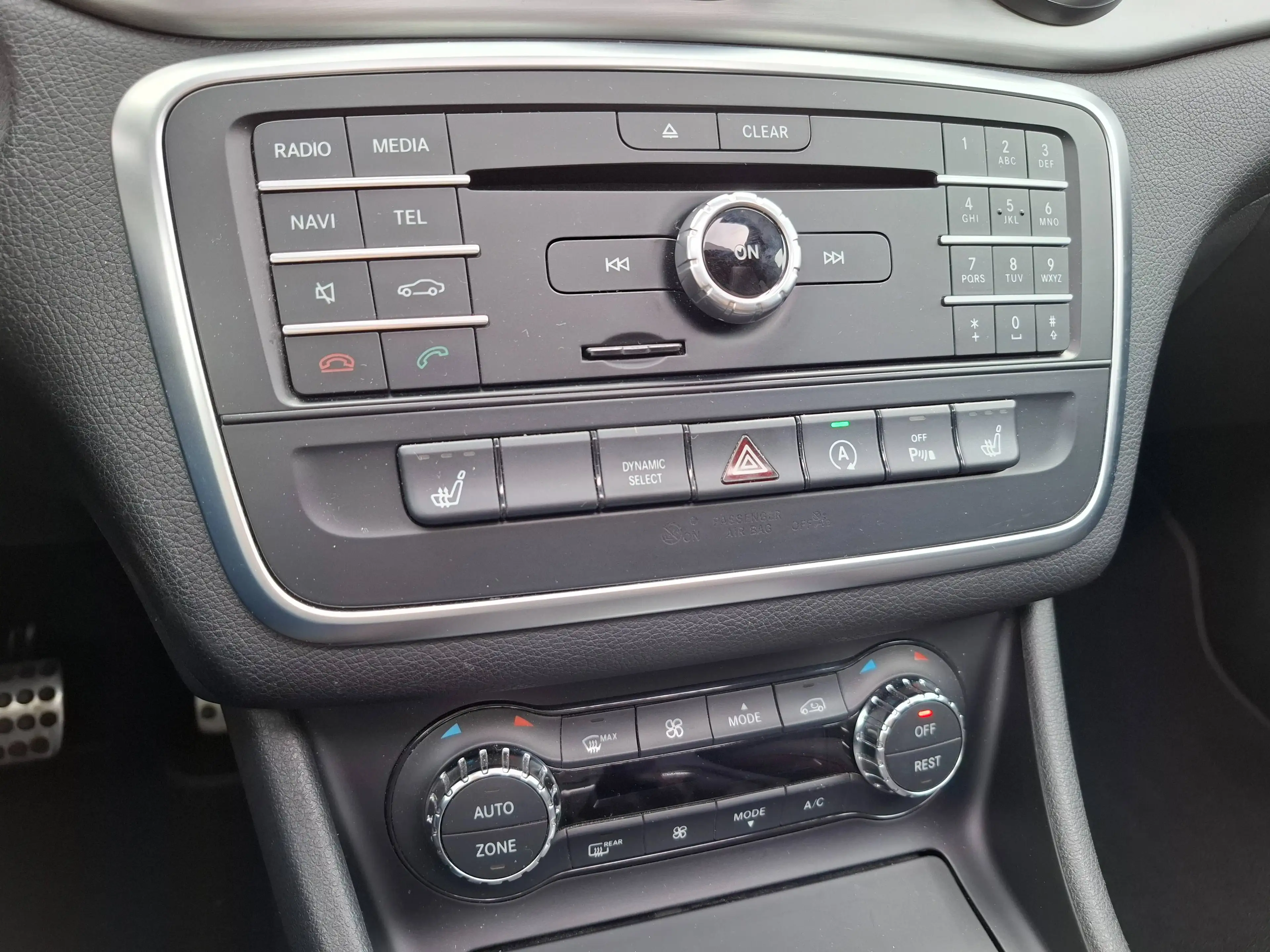 Mercedes-Benz CLA 200 CLA 200 d — photo 15