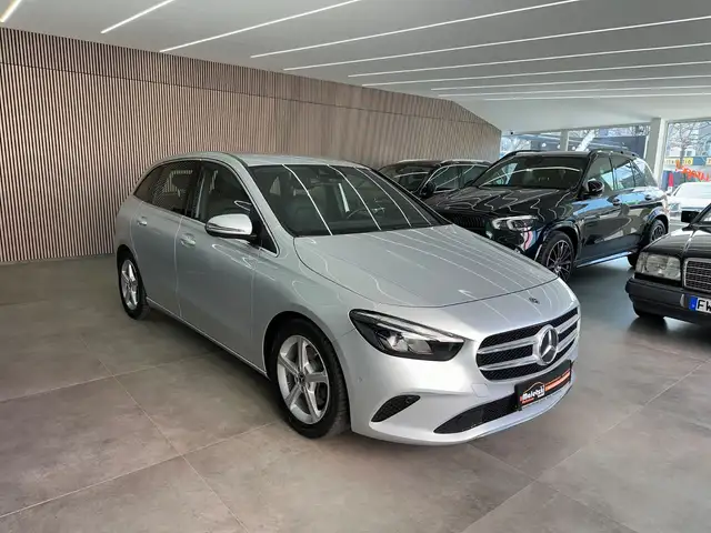 Mercedes-Benz B 220 4Matic*AppleCarPlay*DCT*Ambiente*MotorNeu*
