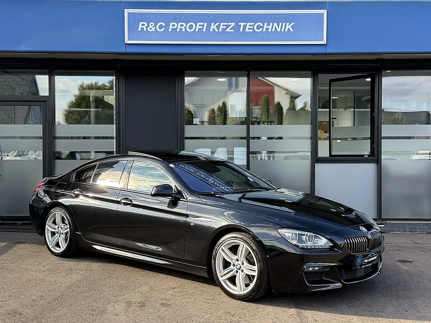 BMW 640 d M Sport/PANO/ACC/HEAD UP/SOFT CLOSE/KEYLESS/TWA Schwarz - 1