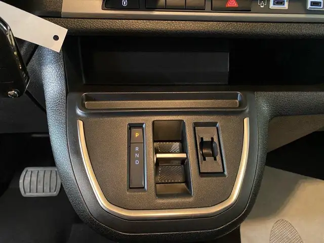 Citroen Spacetourer view 13