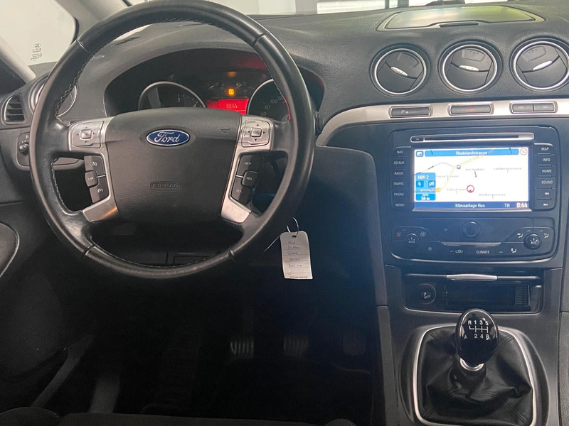 Ford S-Max Business 7-Sitzer Sitzheizung Navi PDC — photo 15