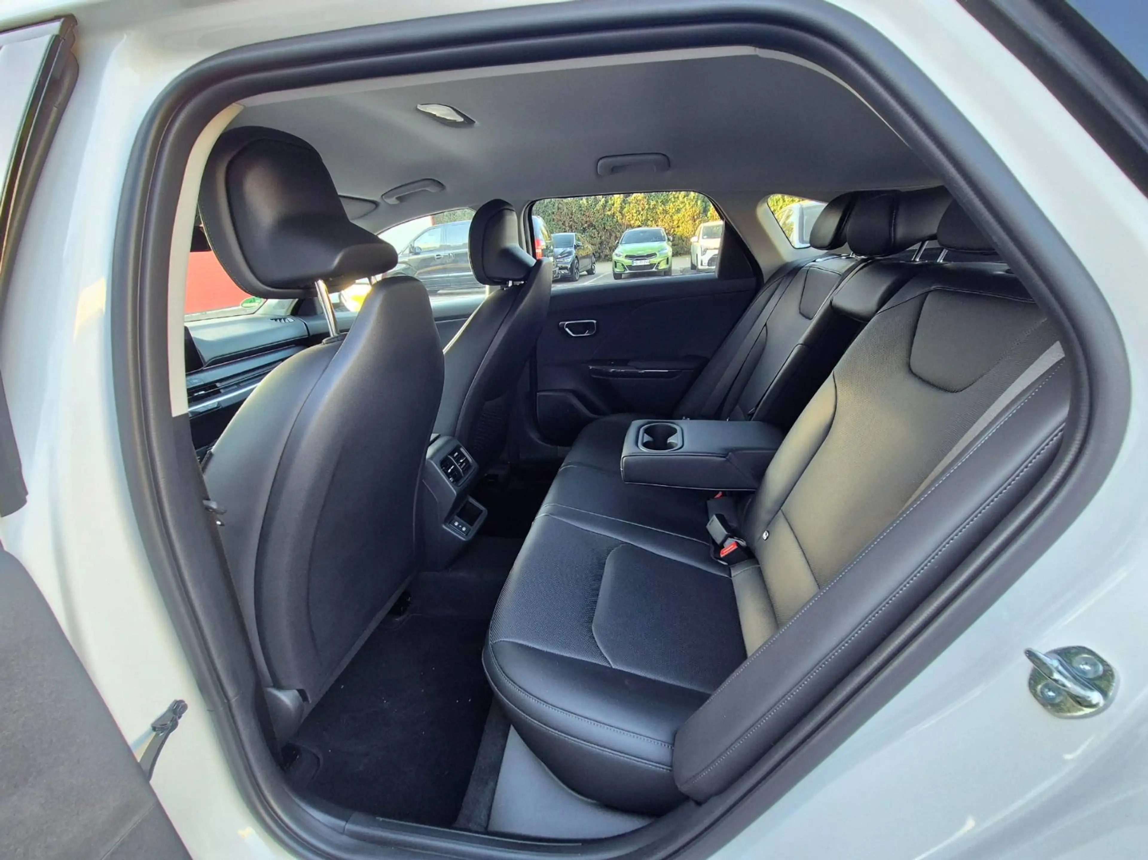 Kia K4 K4 1.6 T-GDI DCT7 150 OPF Spirit 360° Kamera — photo 14