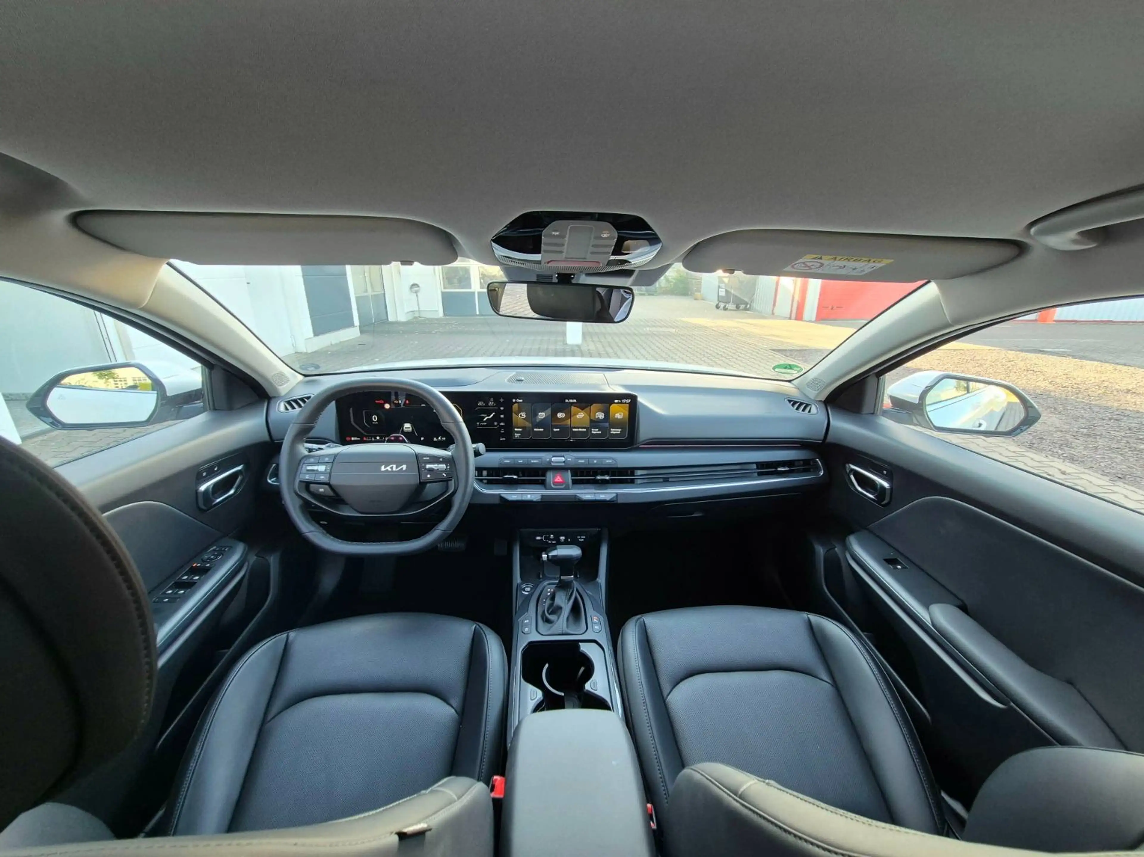 Kia K4 K4 1.6 T-GDI DCT7 150 OPF Spirit 360° Kamera — photo 9