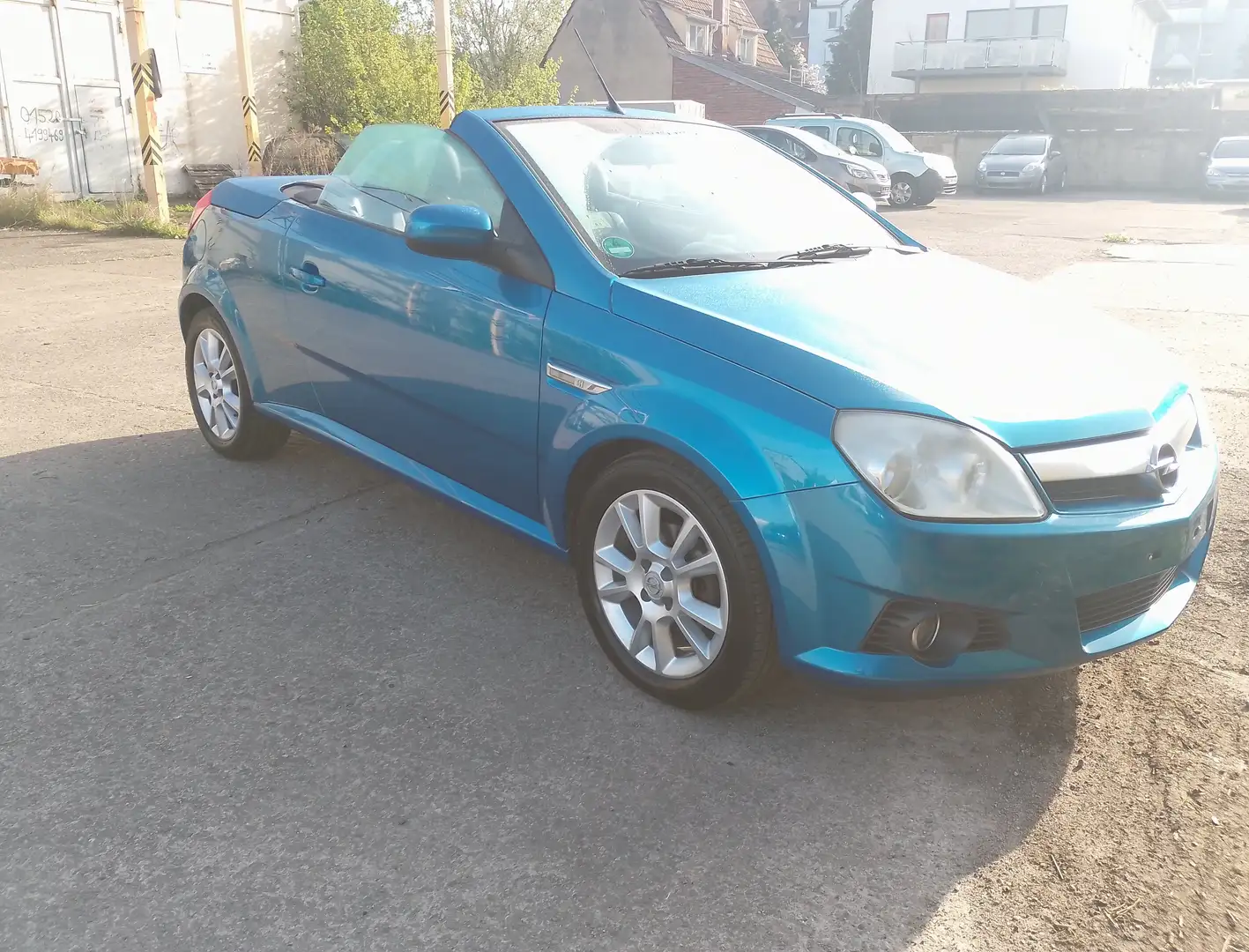 Opel Tigra Cabrio Sport TÜV+Steuerkette NEU Azul - 2
