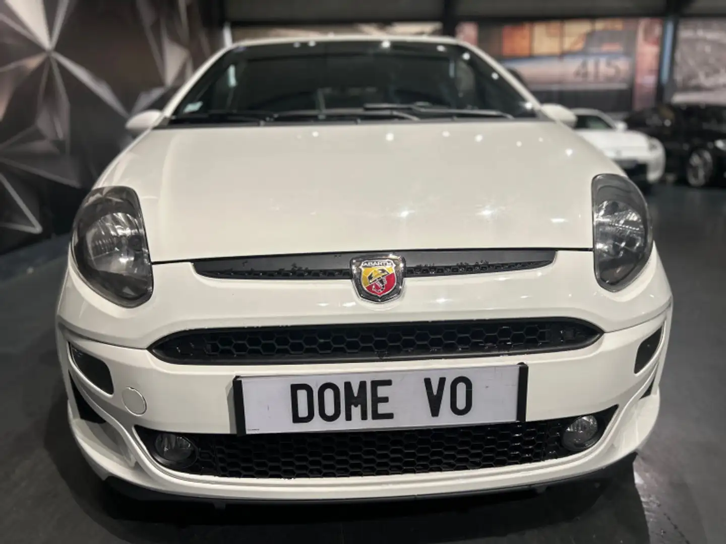 Abarth Punto EVO 1.4 TURBO MULTIAIR 165CH S\u0026S EVO Weiß - 2