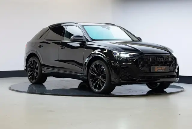 Audi Q8 60 TFSI e quattro Pro Line S Competition | 23 Inch