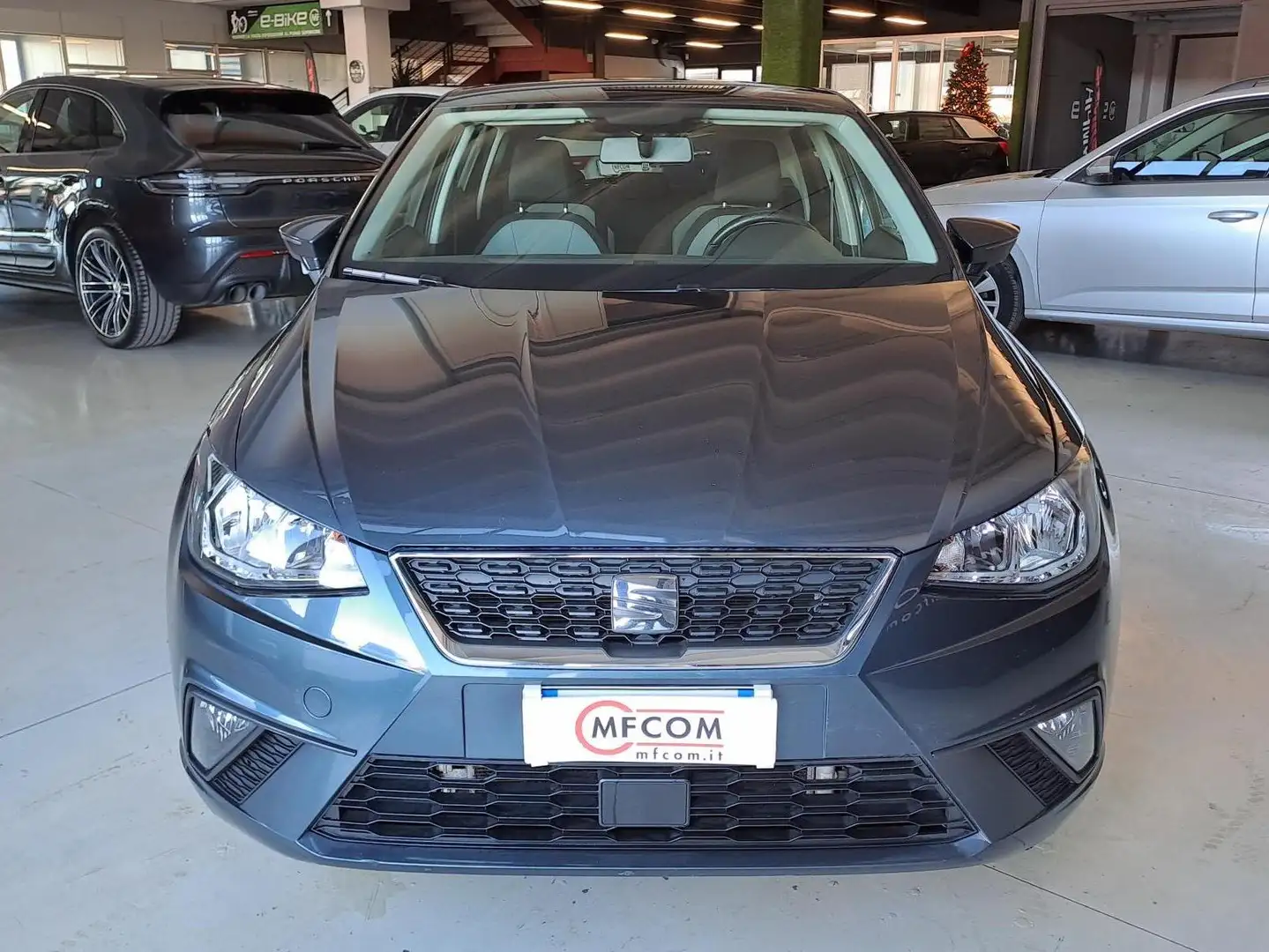 SEAT Ibiza 1.0 tgi Reference 90cv Grigio - 2