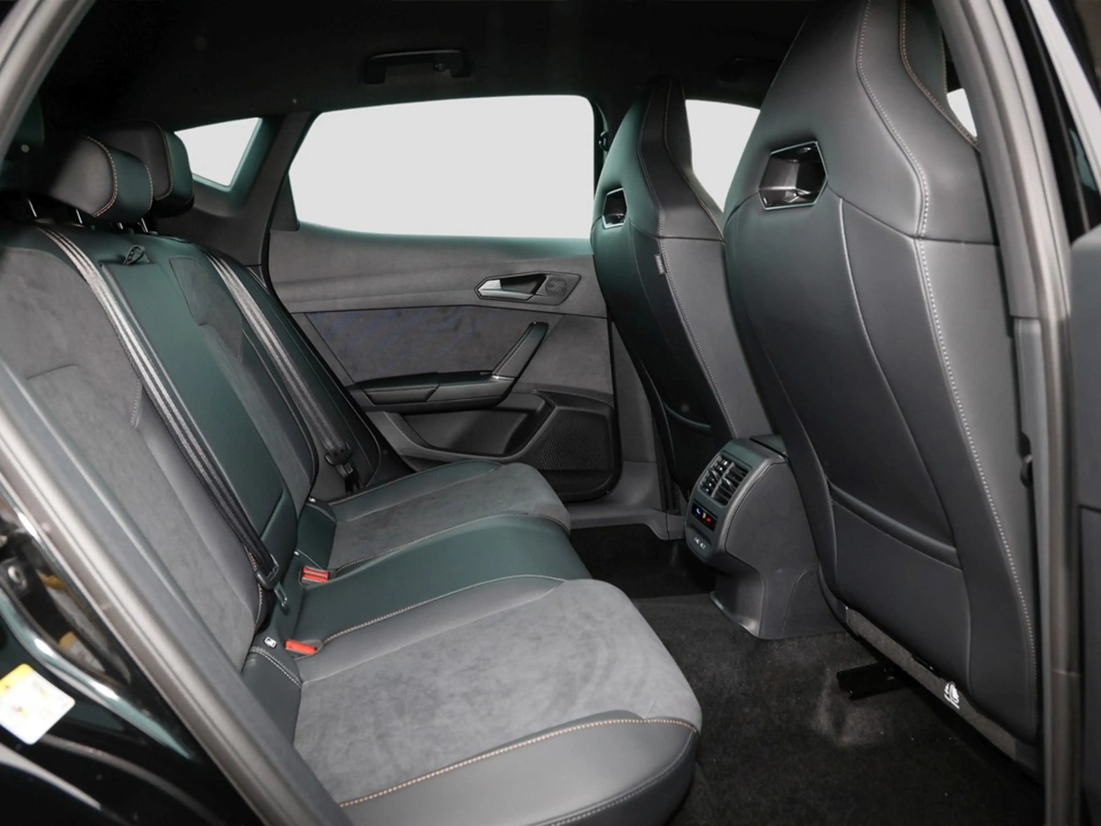 CUPRA Formentor VZ BE 2.0 TSI 195kW/265PS 7-Gang-DSG — photo 9