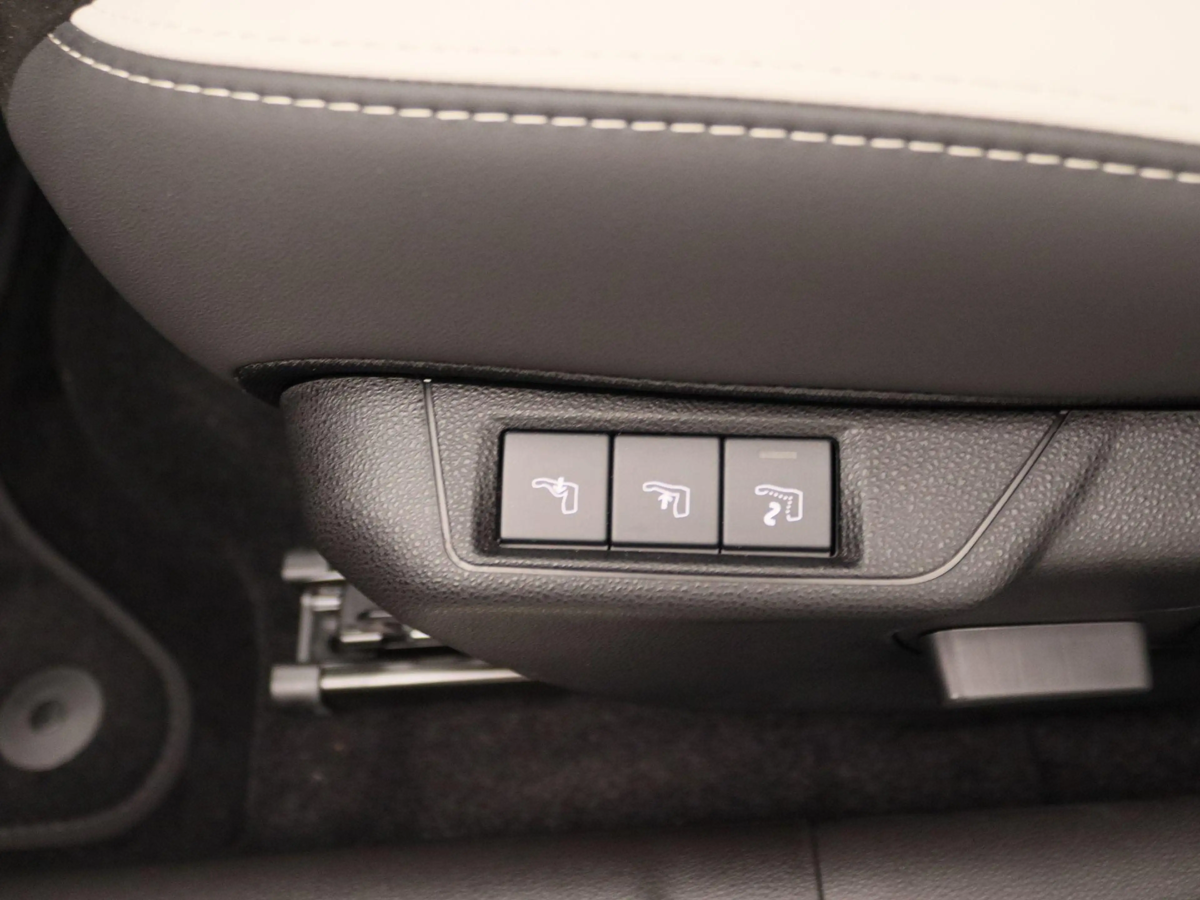 Alfa Romeo Junior 1.2 Turbo Hybrid Ibrida Sport Speciale | Techno Pa — photo 13