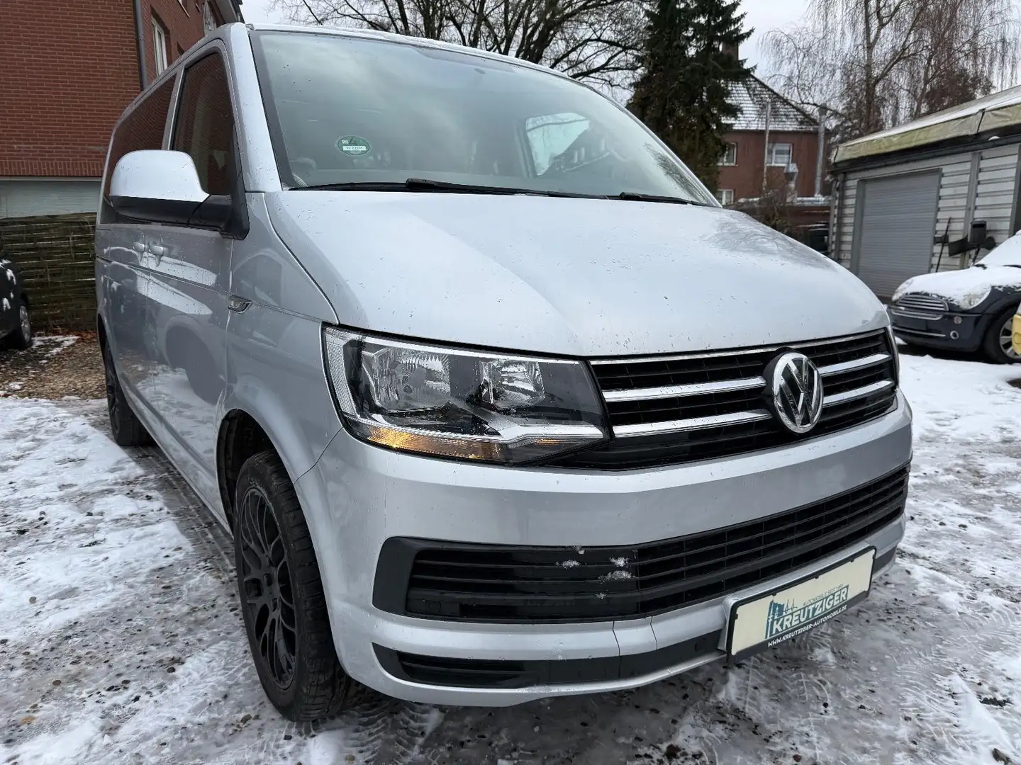 Volkswagen T6 Caravelle Argent - 1