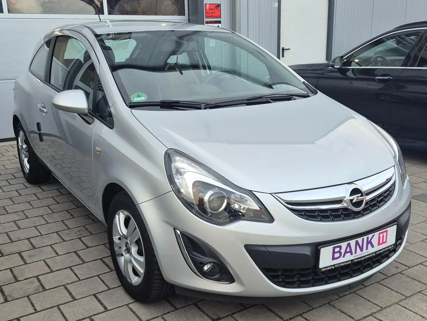 Opel Corsa Innovation Gris - 1