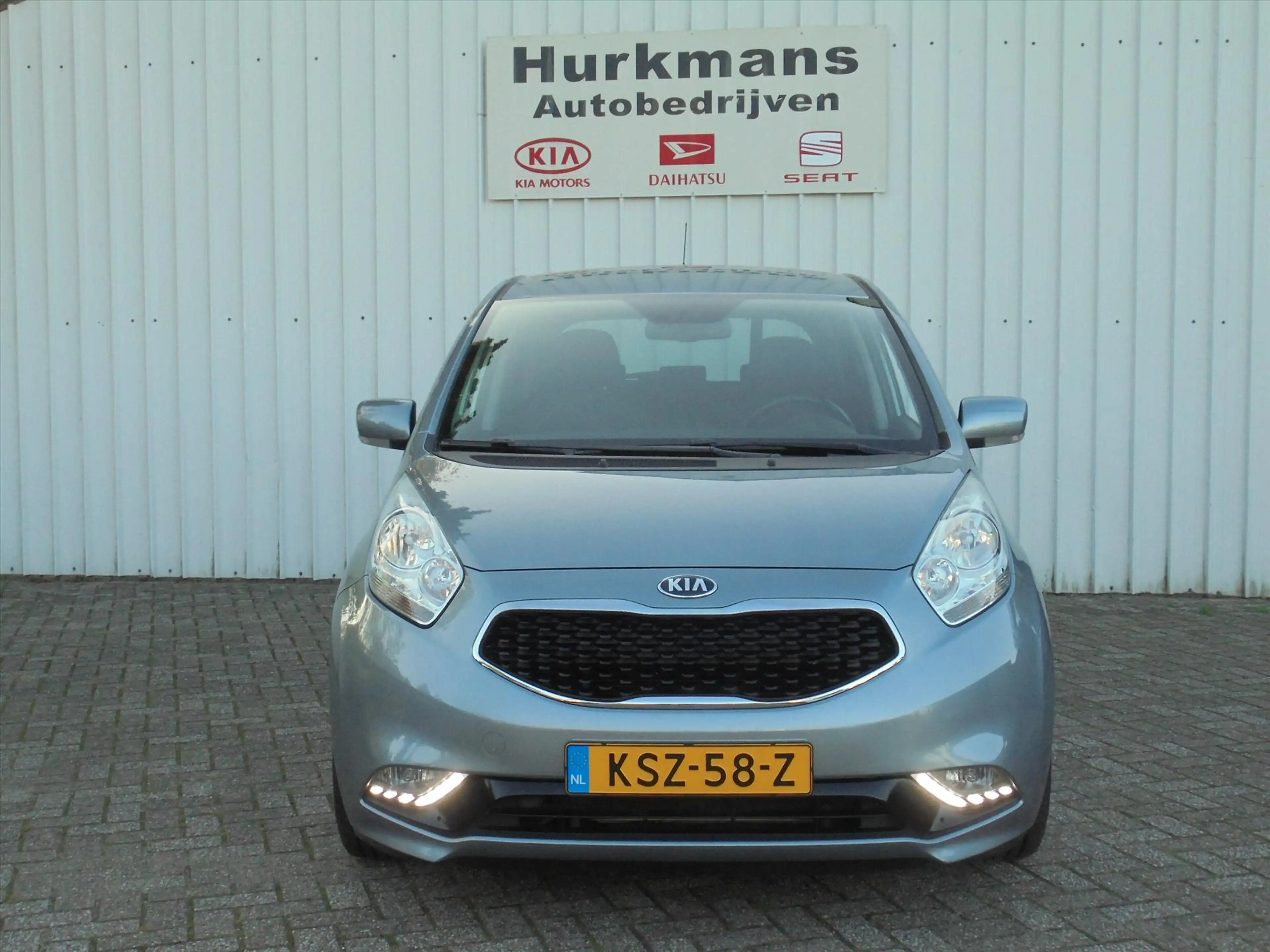 Kia Venga 1.6i AUTOMAAT HOGE INSTAP NAVI - CAMERA ENZ — photo 2