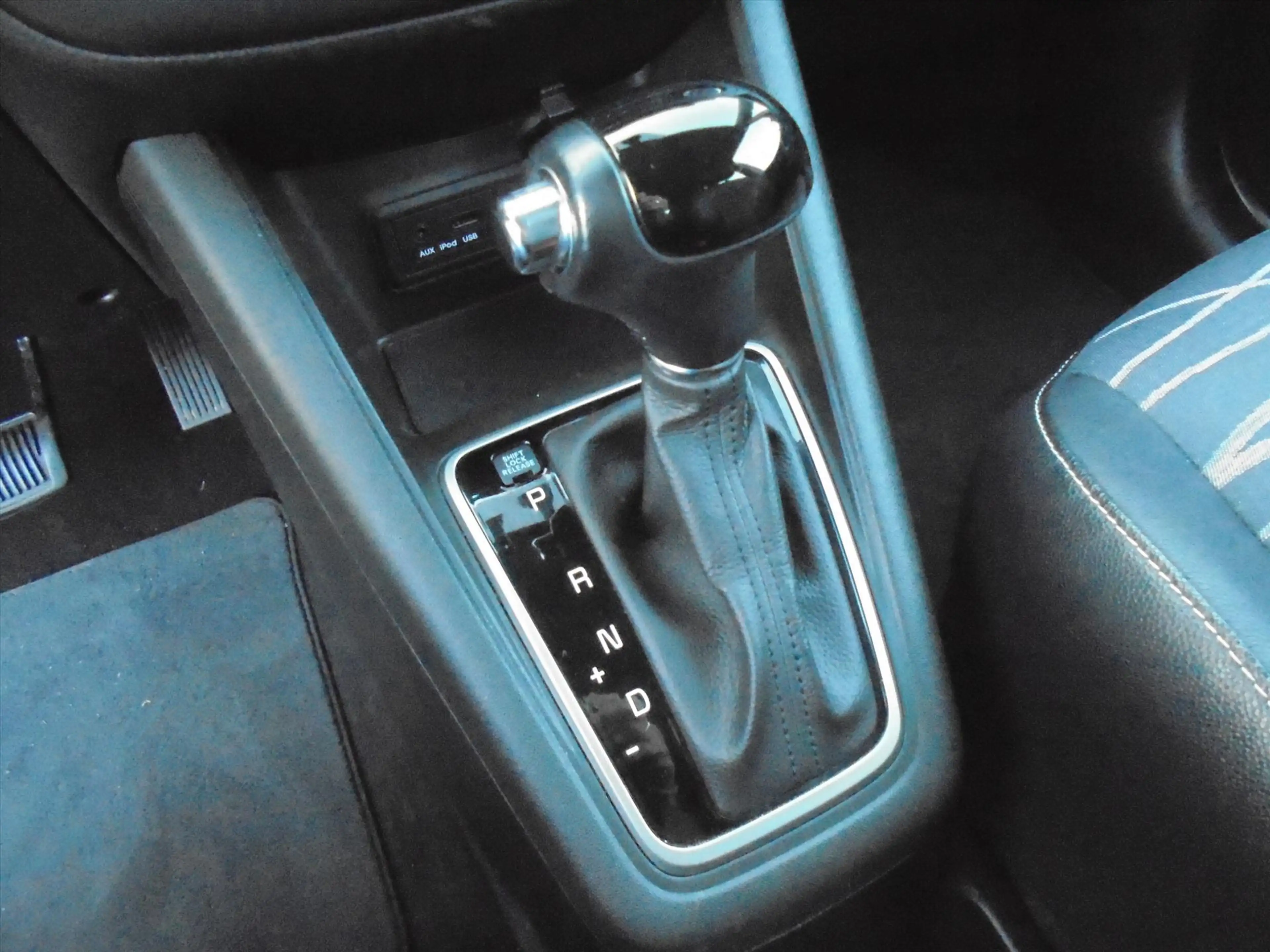 Kia Venga 1.6i AUTOMAAT HOGE INSTAP NAVI - CAMERA ENZ — photo 18