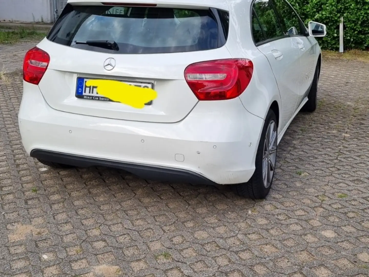 Mercedes-Benz A 160 d Urban Bílá - 2