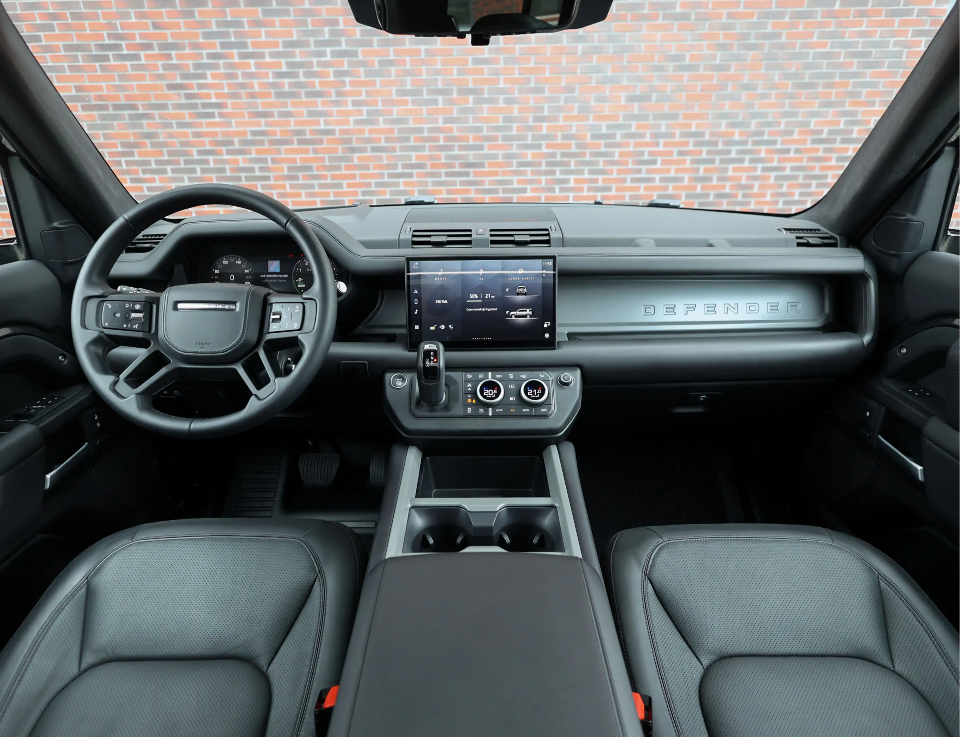 Land Rover Defender P300e X-Dynamic HSE | Trekhaak - HUD - Meridian — photo 3