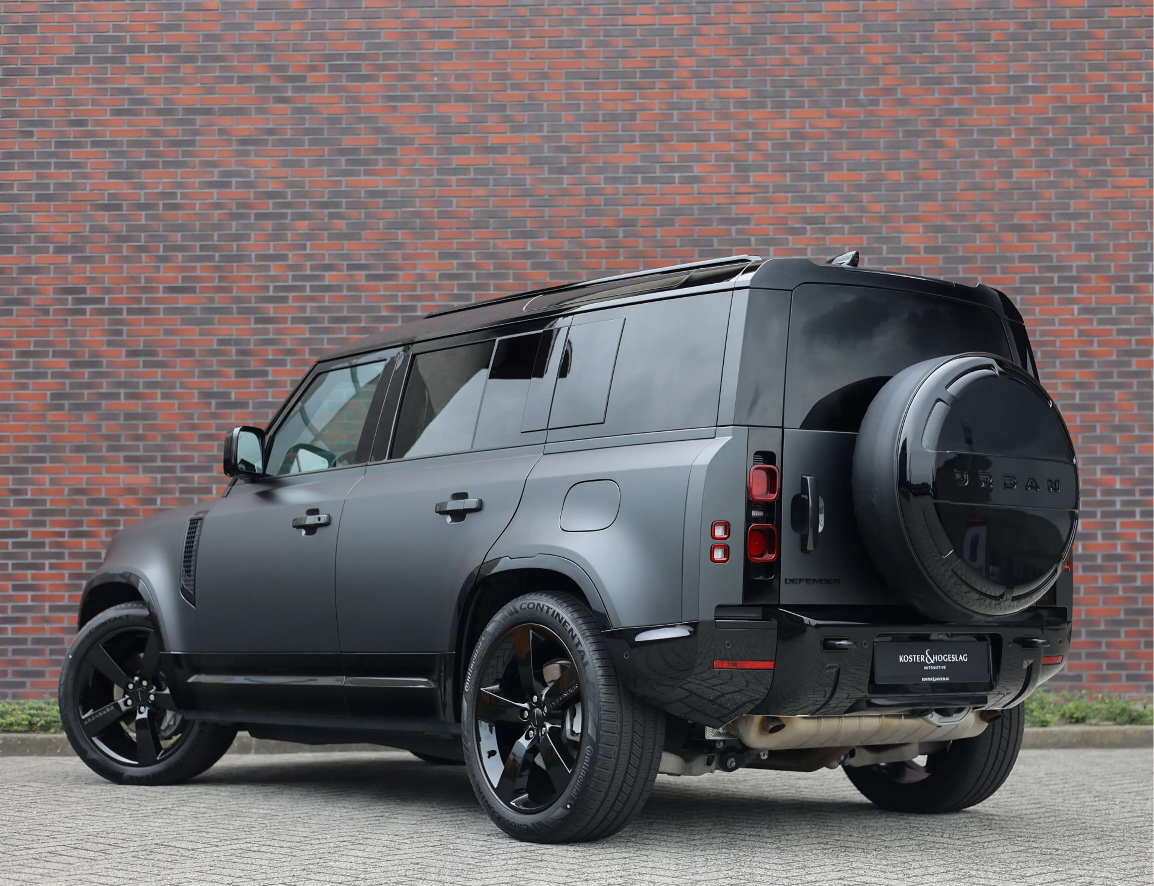 Land Rover Defender P300e X-Dynamic HSE | Trekhaak - HUD - Meridian — photo 2