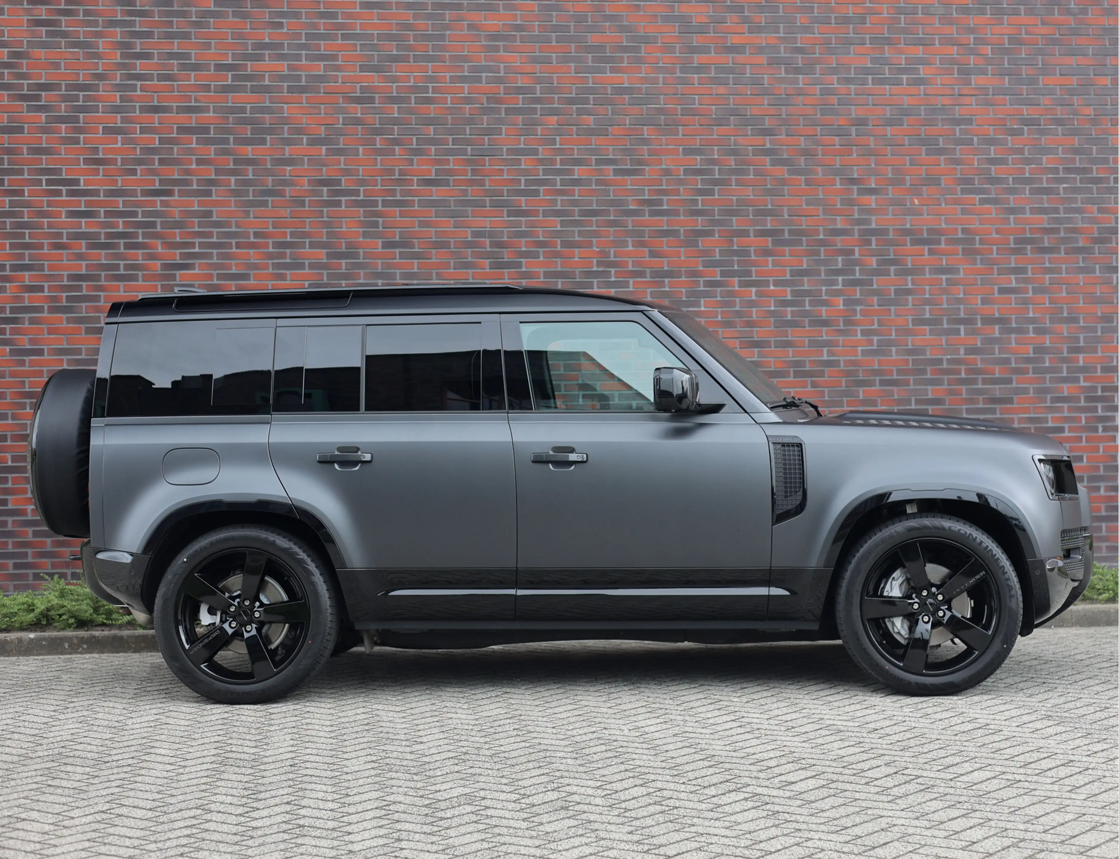 Land Rover Defender P300e X-Dynamic HSE | Trekhaak - HUD - Meridian — photo 15