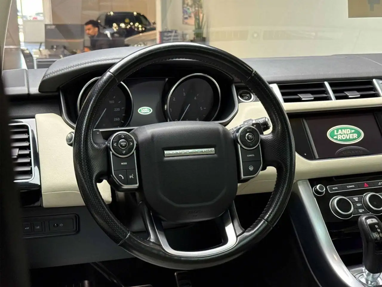 Land Rover Range Rover Sport SDV6 — photo 8 sur 43