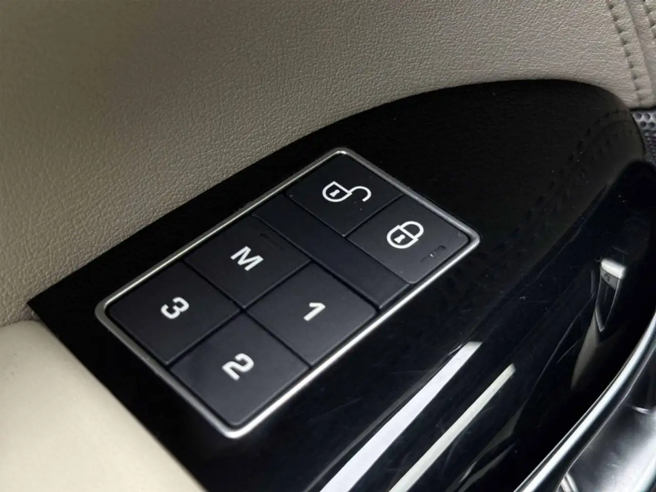 Land Rover Range Rover Sport SDV6 — photo 13 sur 43