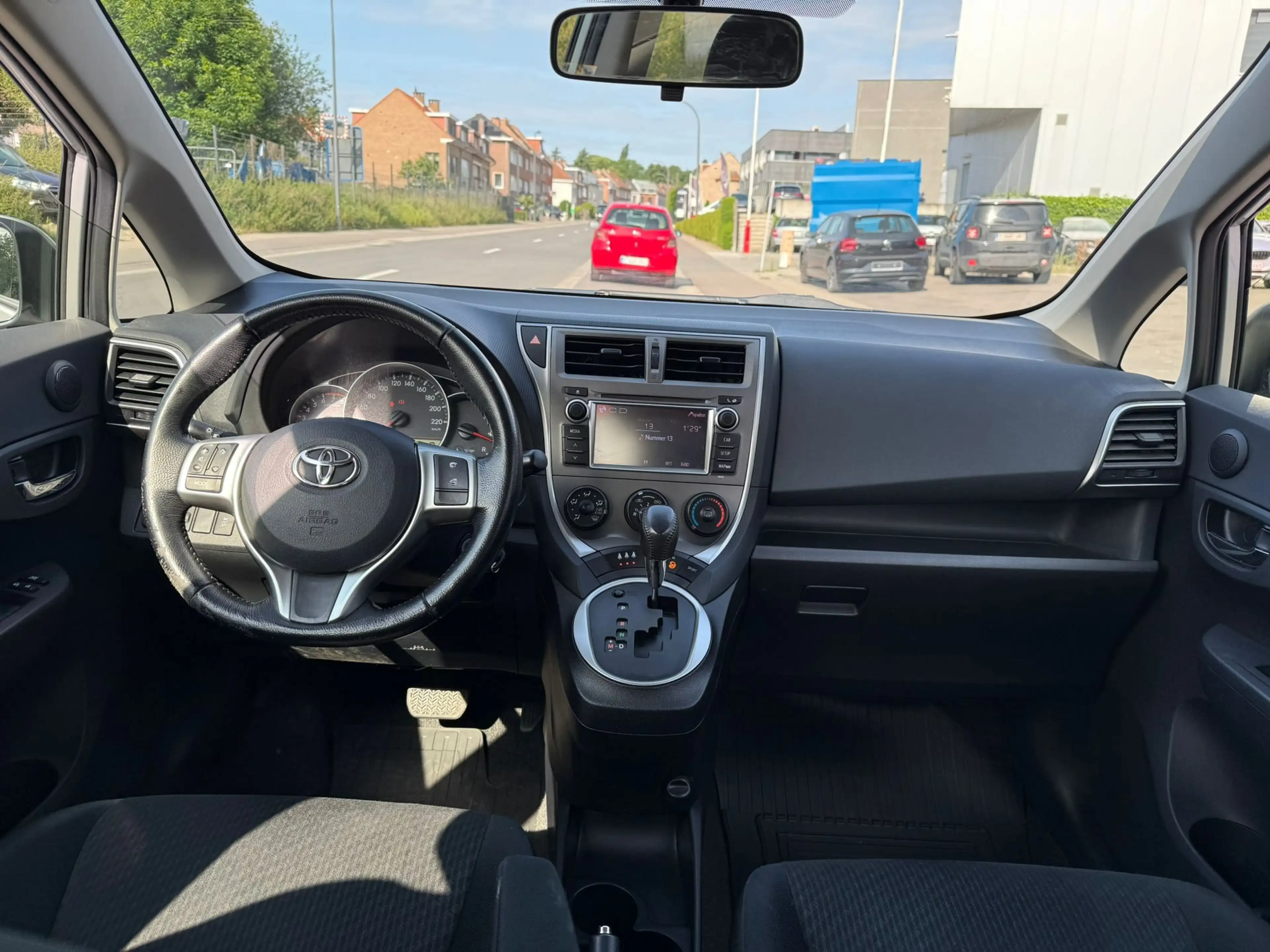 Toyota Verso-S Verso S 1.33 VVT-**12M GARANTIE**CARNET COMPLTES** — photo 8