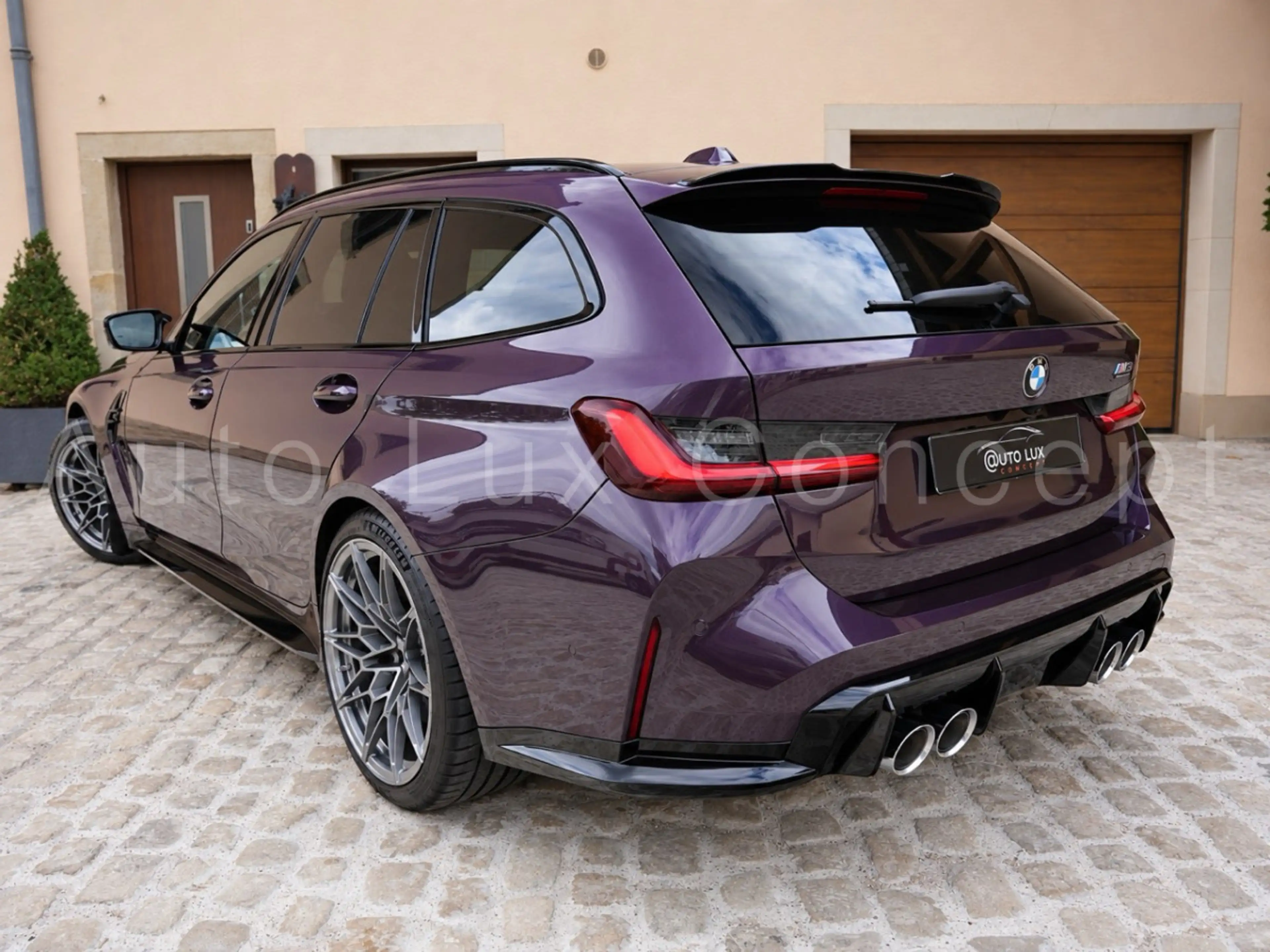 BMW M3 Competition M xDrive Touring — photo 4