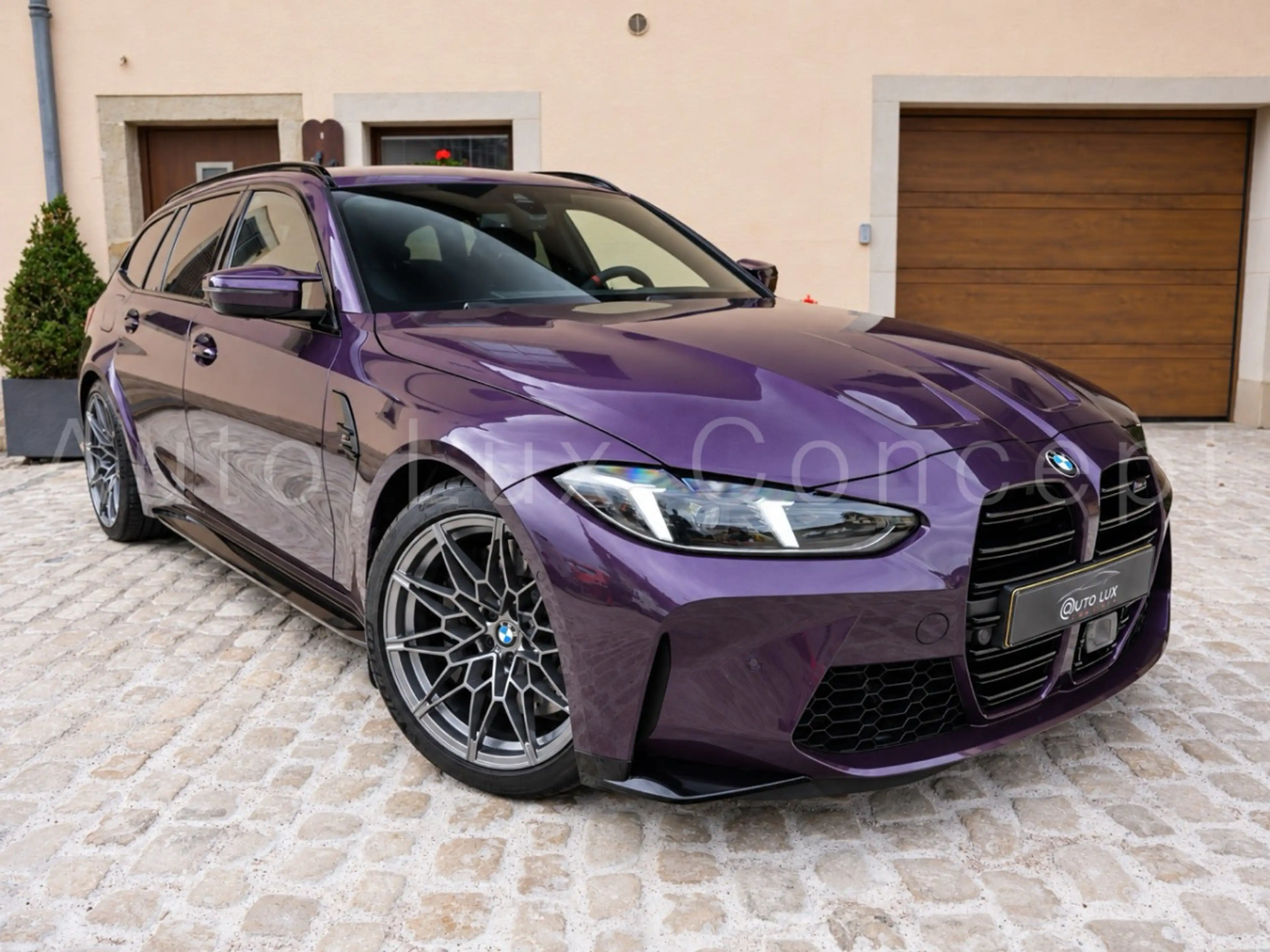 BMW M3 Competition M xDrive Touring — photo 2