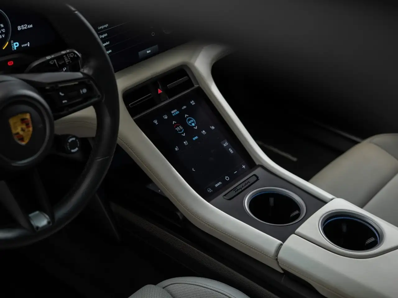 Porsche Taycan снимка Porsche Taycan