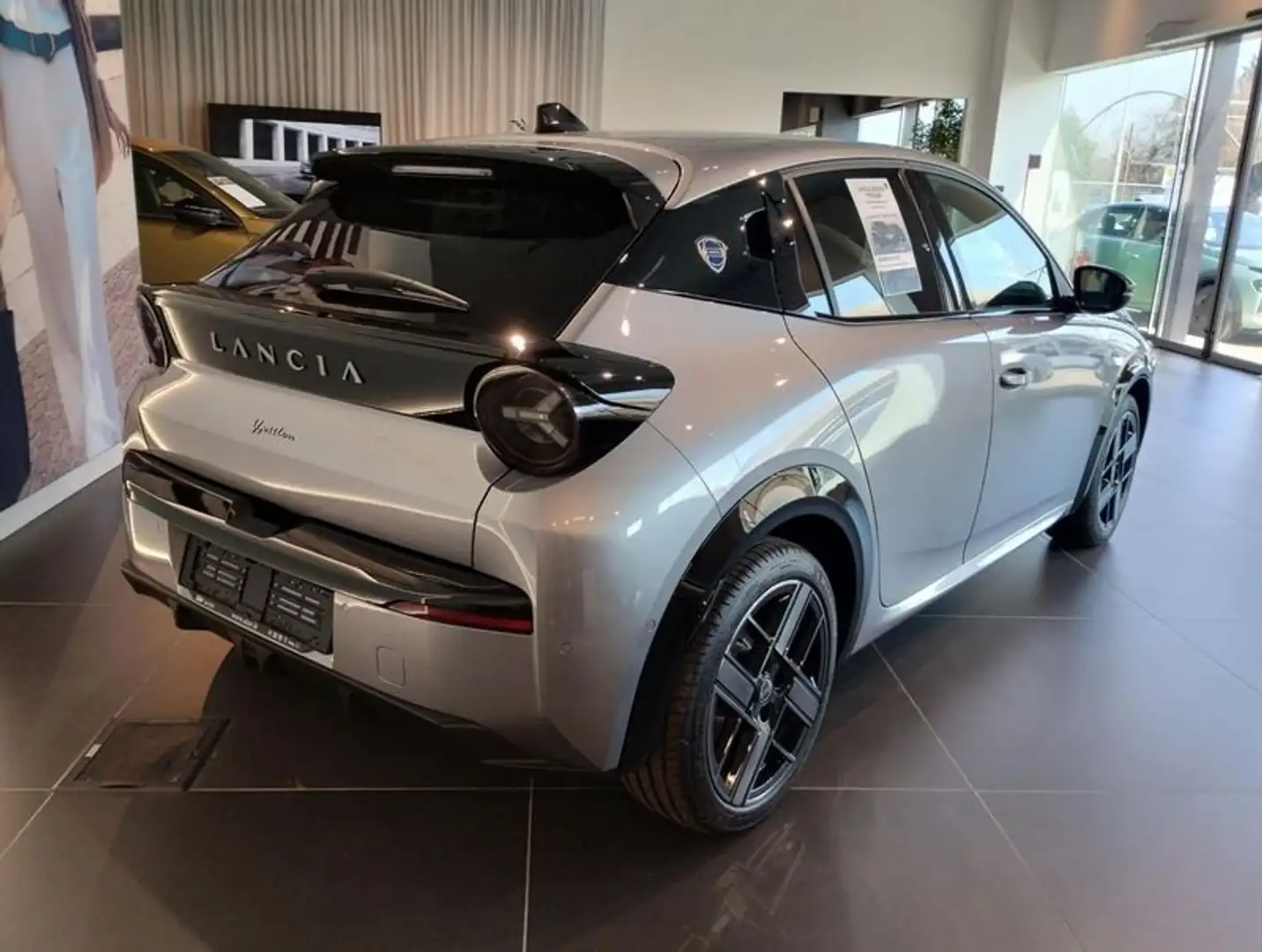 Lancia Ypsilon NUOVA YPSILON ELETTRICA LX - 2