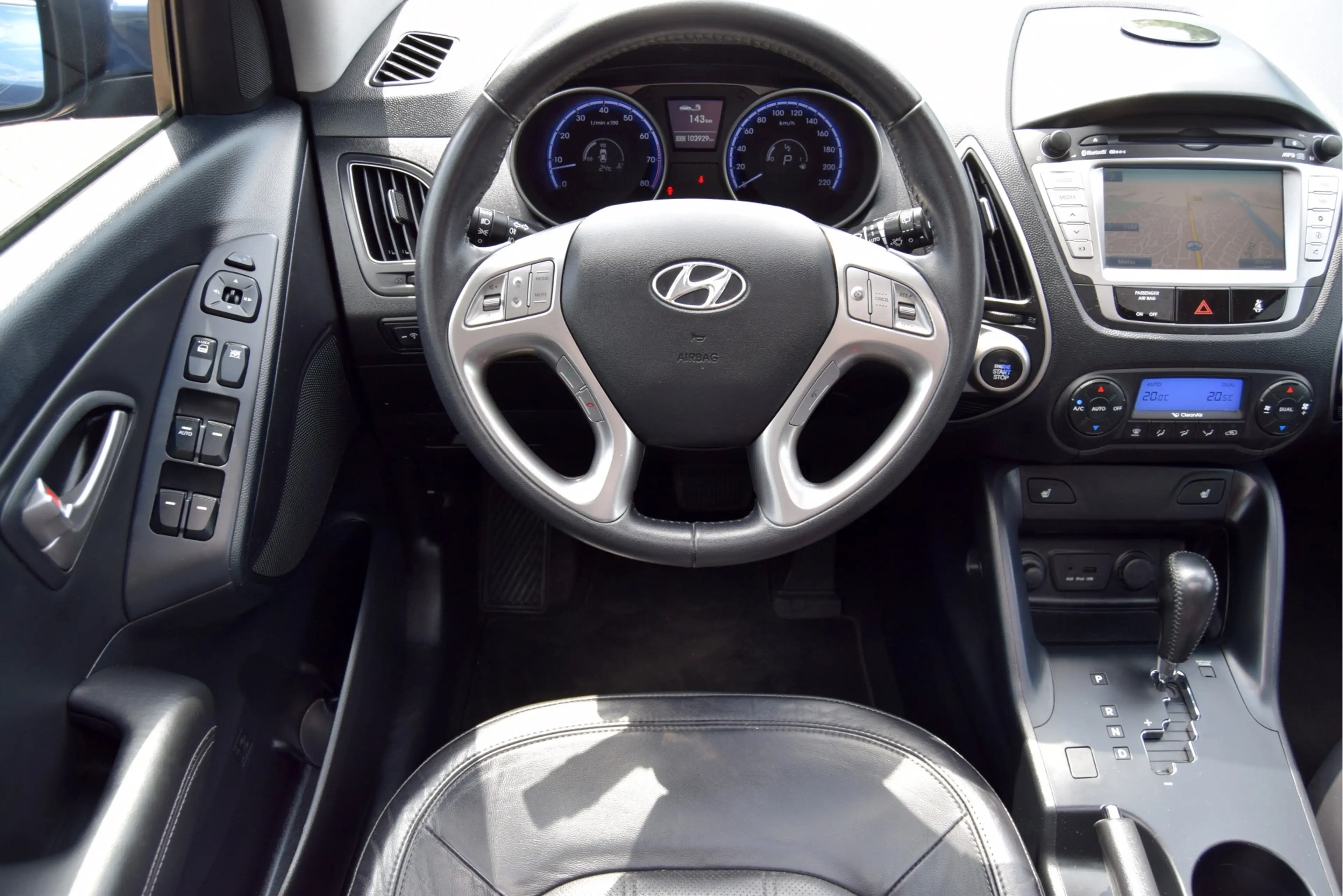 Hyundai iX35 2.0i 4WD i-Catcher Leer Pano Navi Trekhaak Full-Op — photo 14