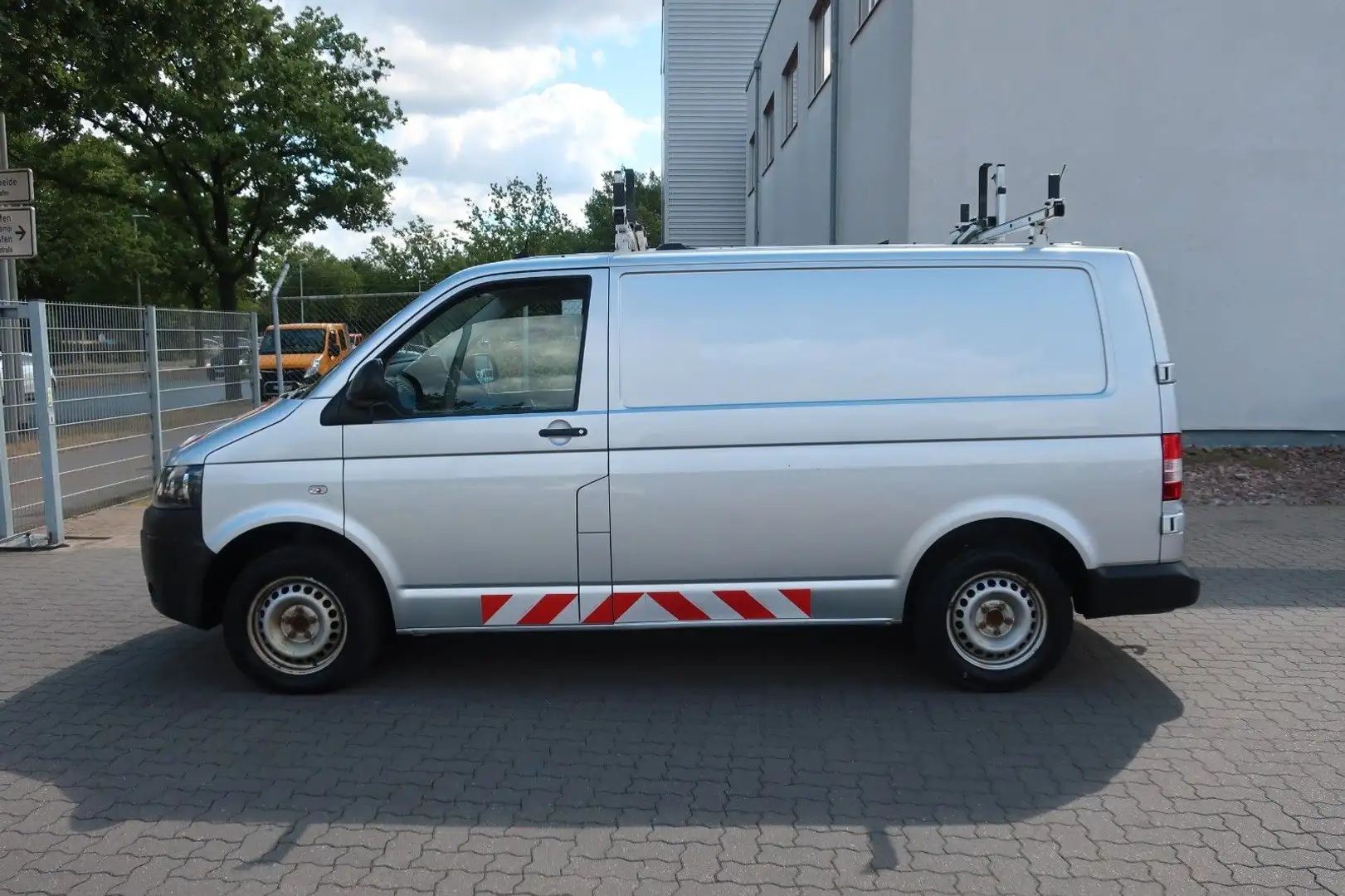 Volkswagen T5 Transporter Kasten 4Motion Klima AHK Silber - 2