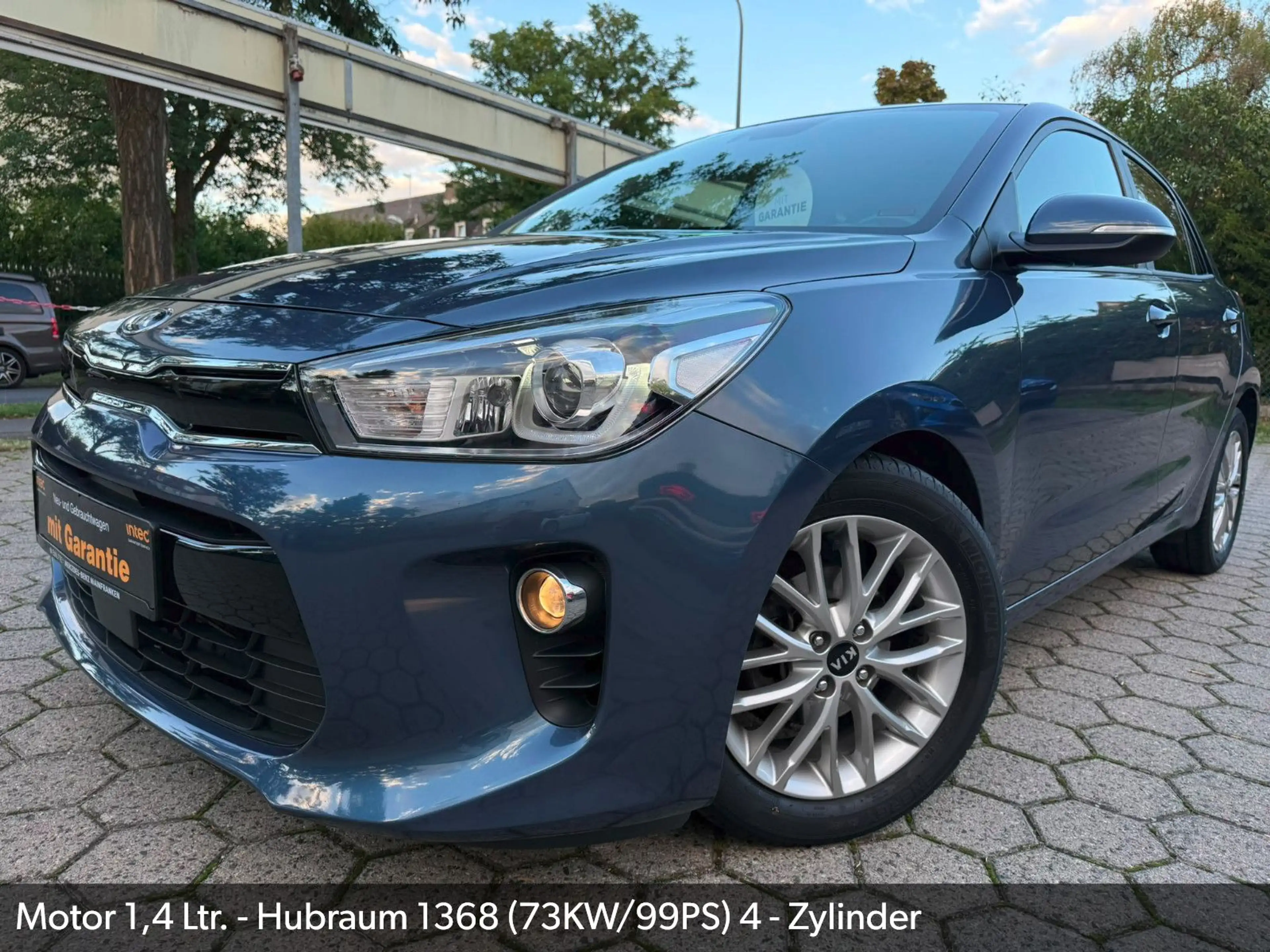 Kia Rio RIO(1,4L-99PS)NAVI.APPLE CARPLAY.1HAND.GARANTIE