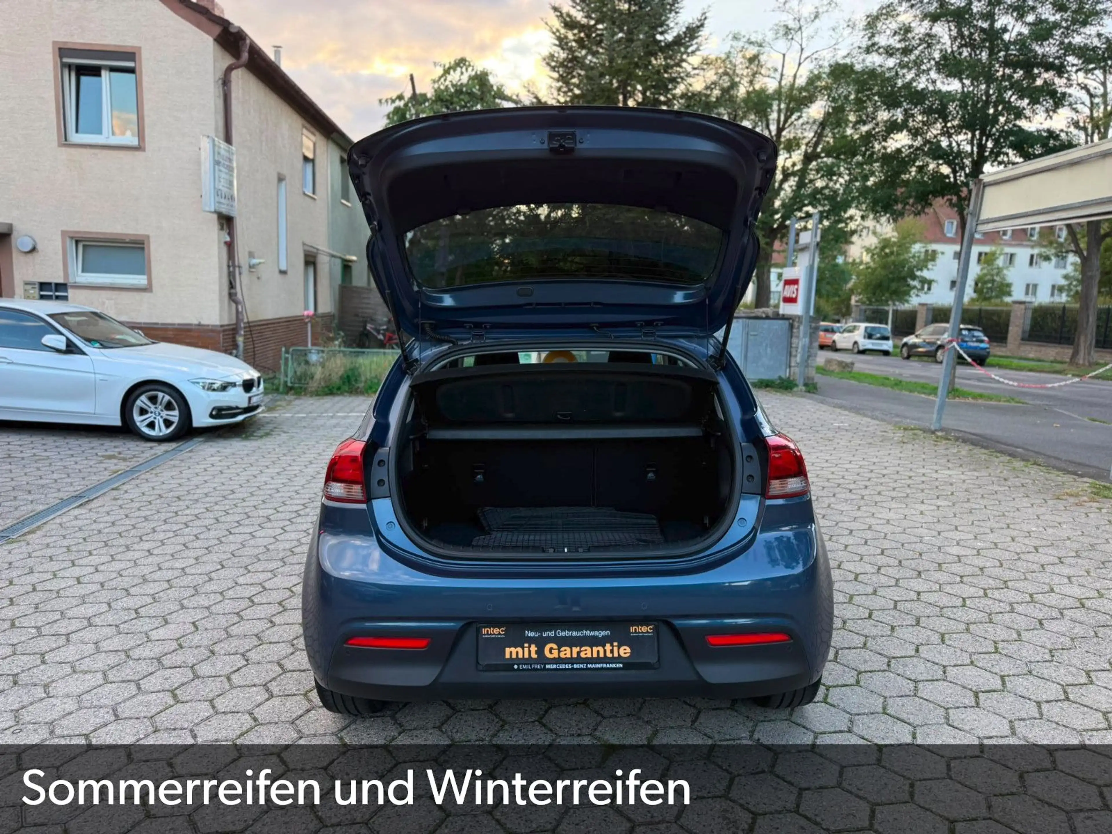Kia Rio RIO(1,4L-99PS)NAVI.APPLE CARPLAY.1HAND.GARANTIE — photo 8