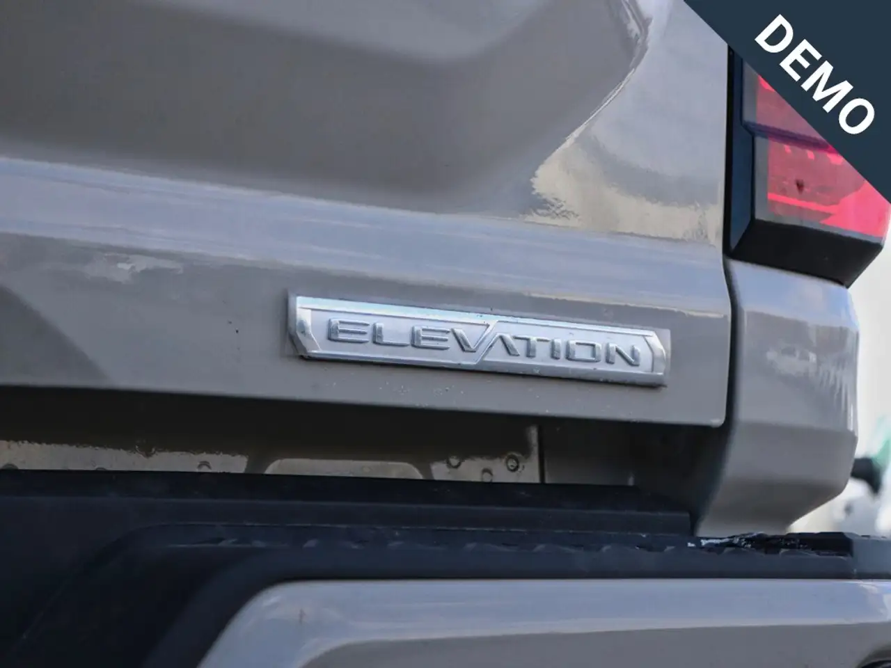 GMC Canyon снимка GMC Canyon