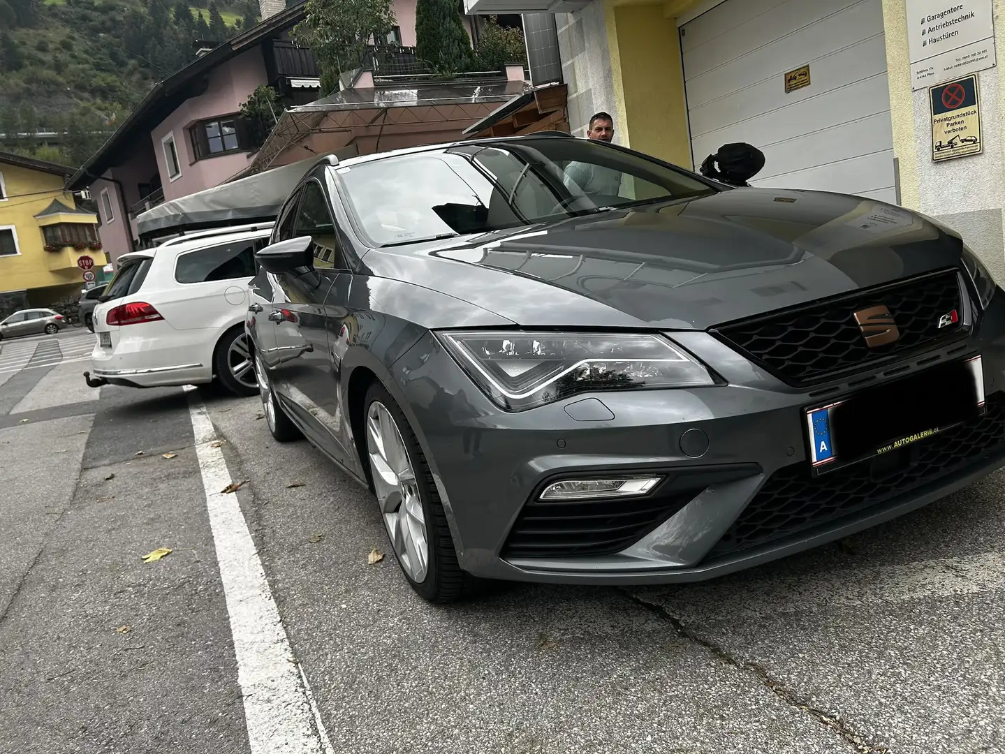 SEAT Leon ST Cupra 2,0 TSI DSG 4Drive - 2