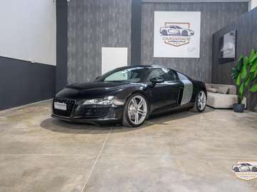 Coupe 4.2 V8 quattro r-tronic - SERVICE BOOK