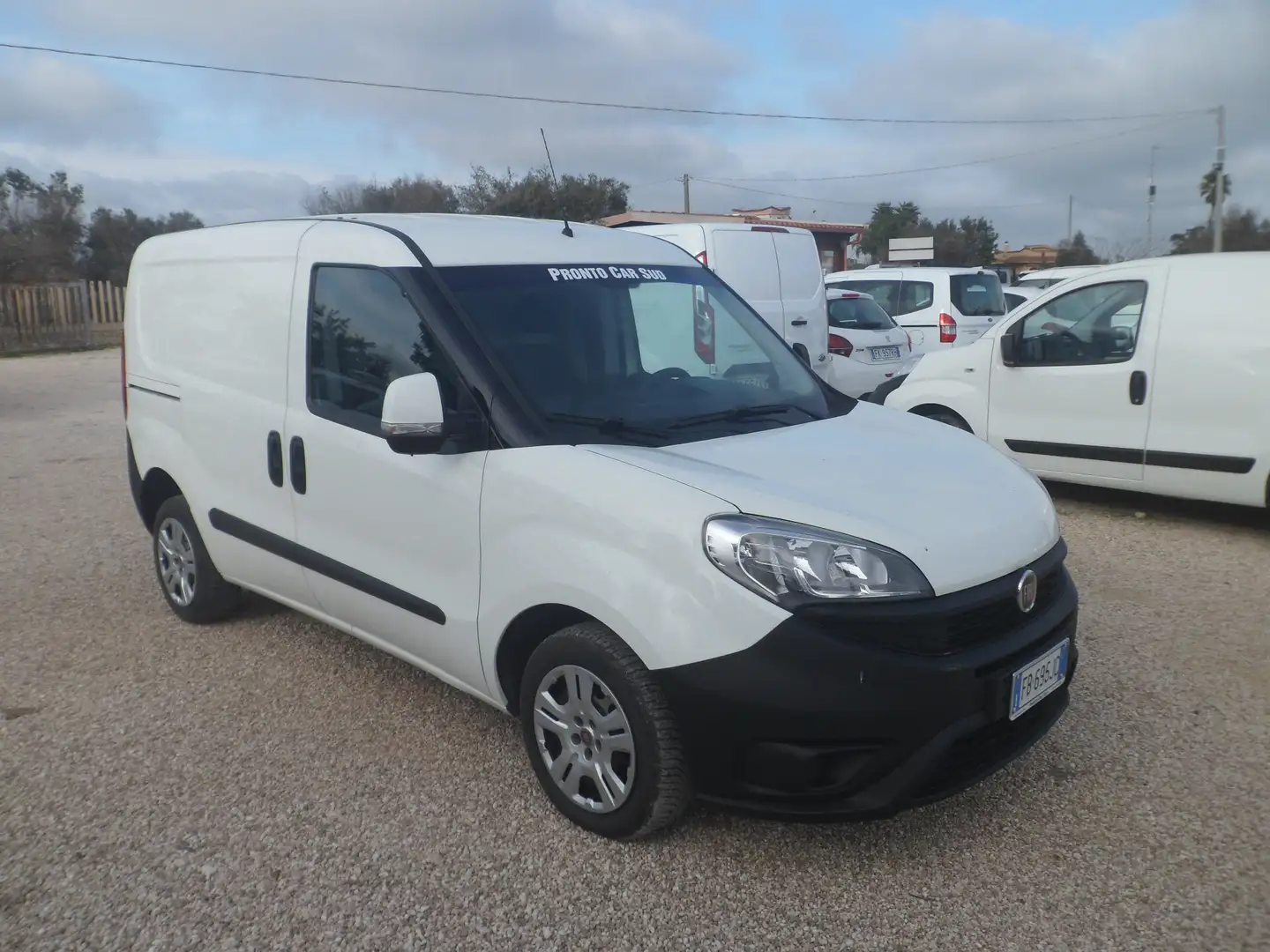 Fiat Doblo furgone Blanc - 2