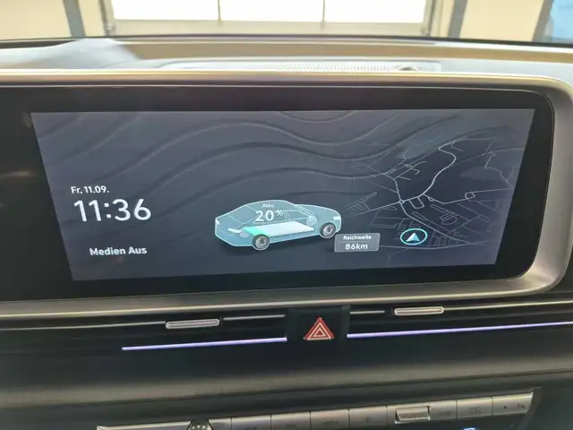 Hyundai IONIQ 6 view 11