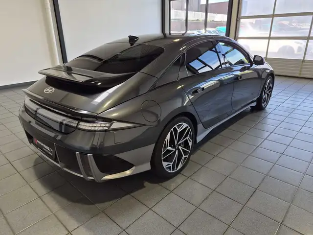 Hyundai IONIQ 6 view 5