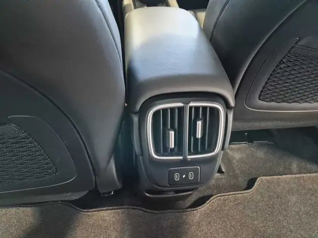 Hyundai IONIQ 6 view 13