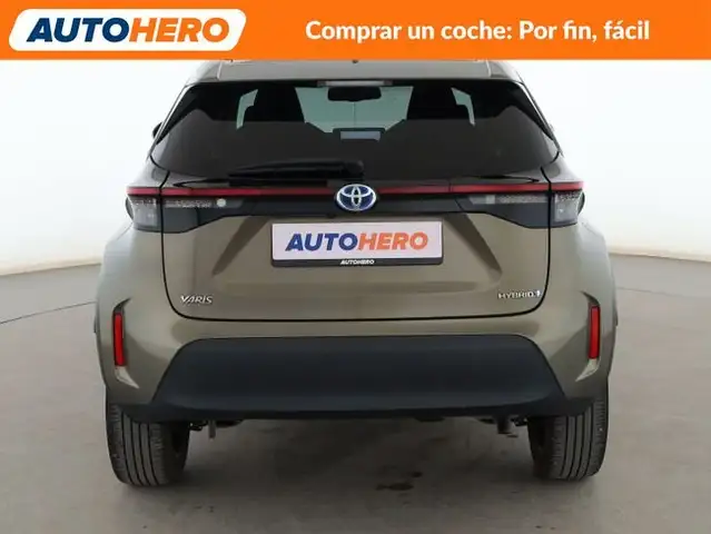 Toyota Yaris Cross view 5