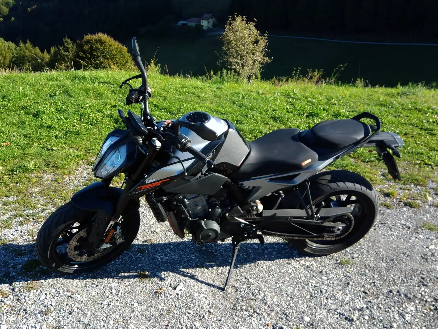 KTM 790 Duke - 2
