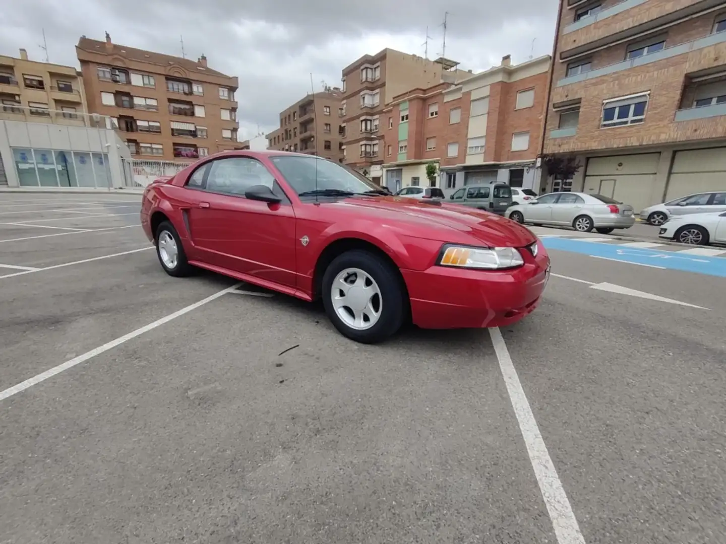 Ford Mustang Deportivo Automático de 3 Puertas Rojo - 1