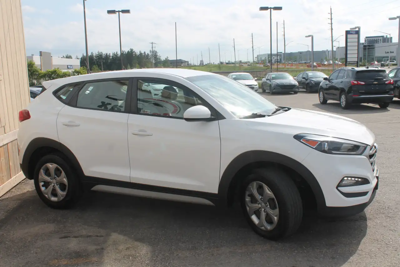 Hyundai TUCSON снимка Hyundai TUCSON