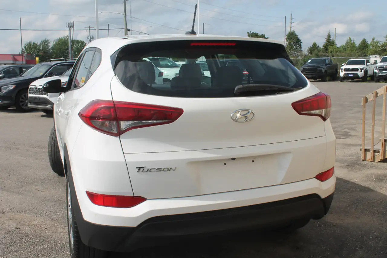 Hyundai TUCSON снимка Hyundai TUCSON